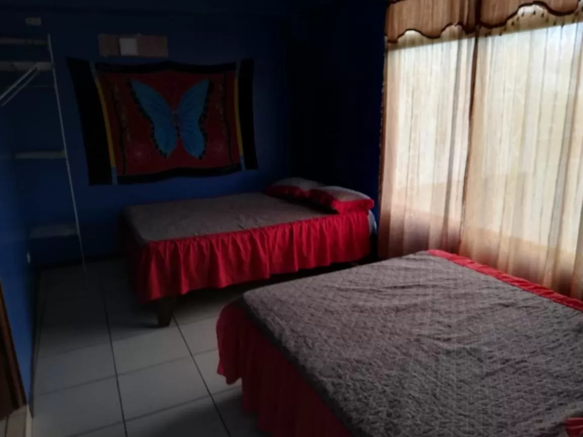 Bedroom, Bed in Sleeping Mountain Arenal
