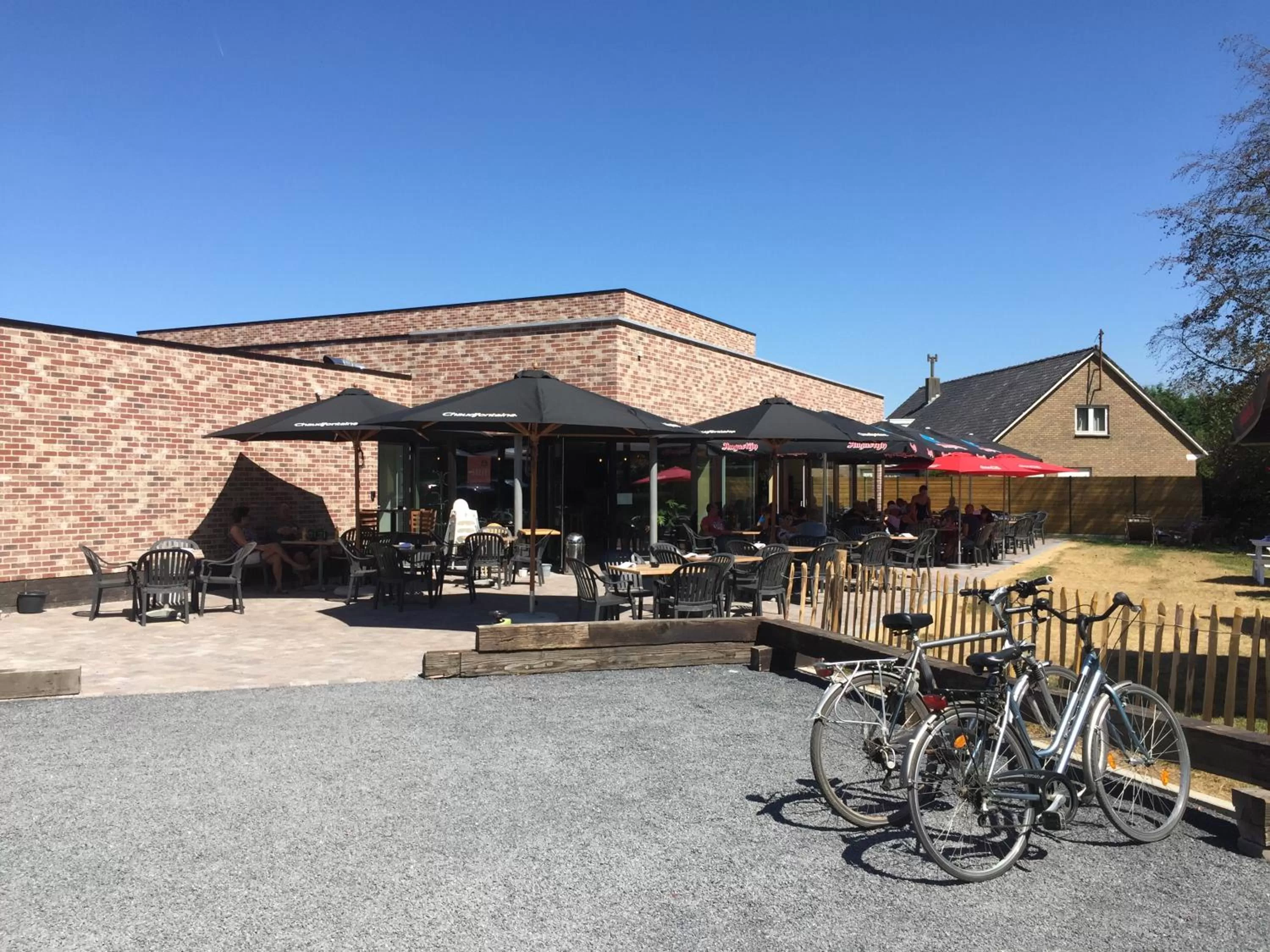 Property building in Barbos