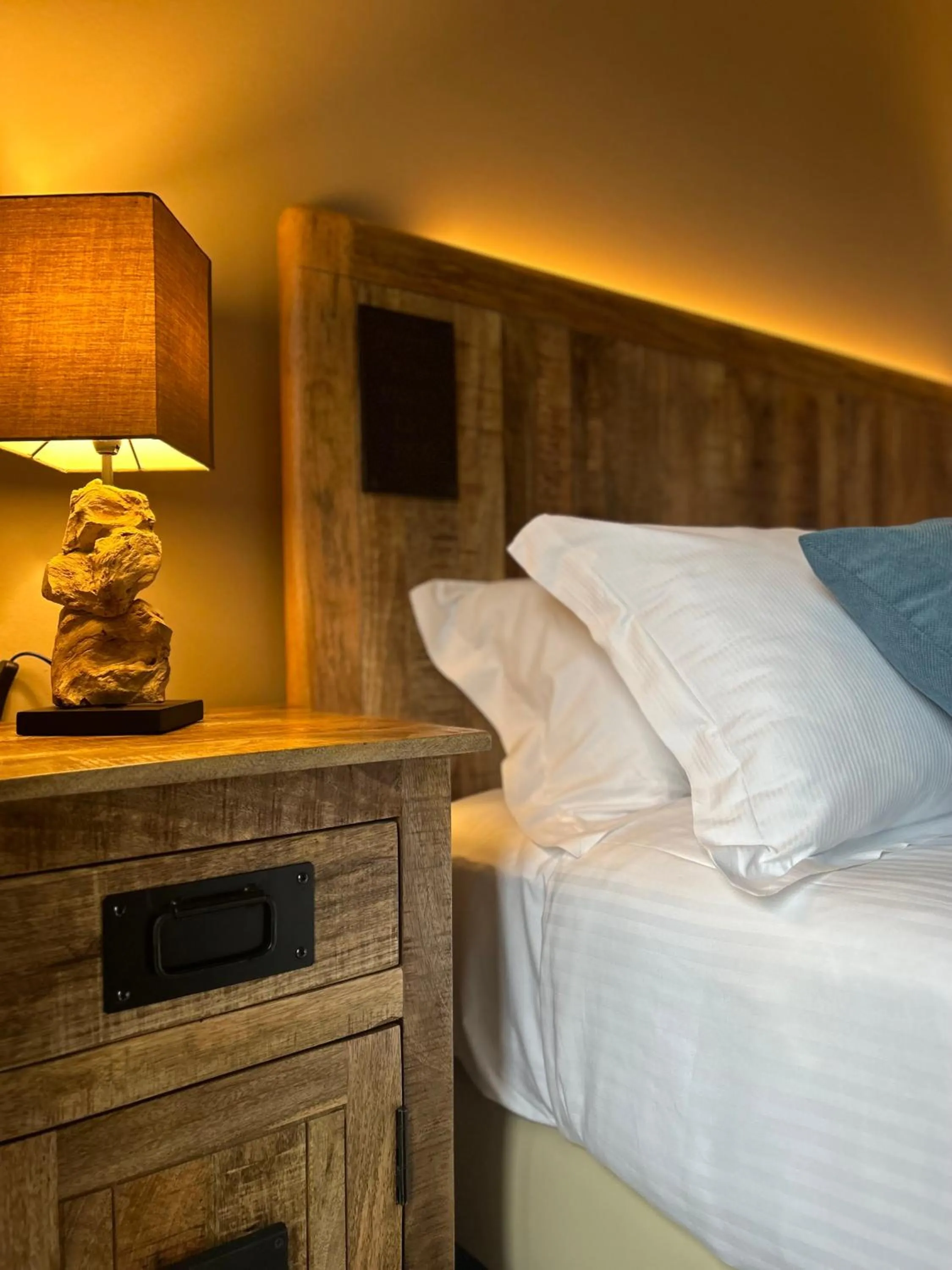 Bedroom in Hotel Paradiso Como