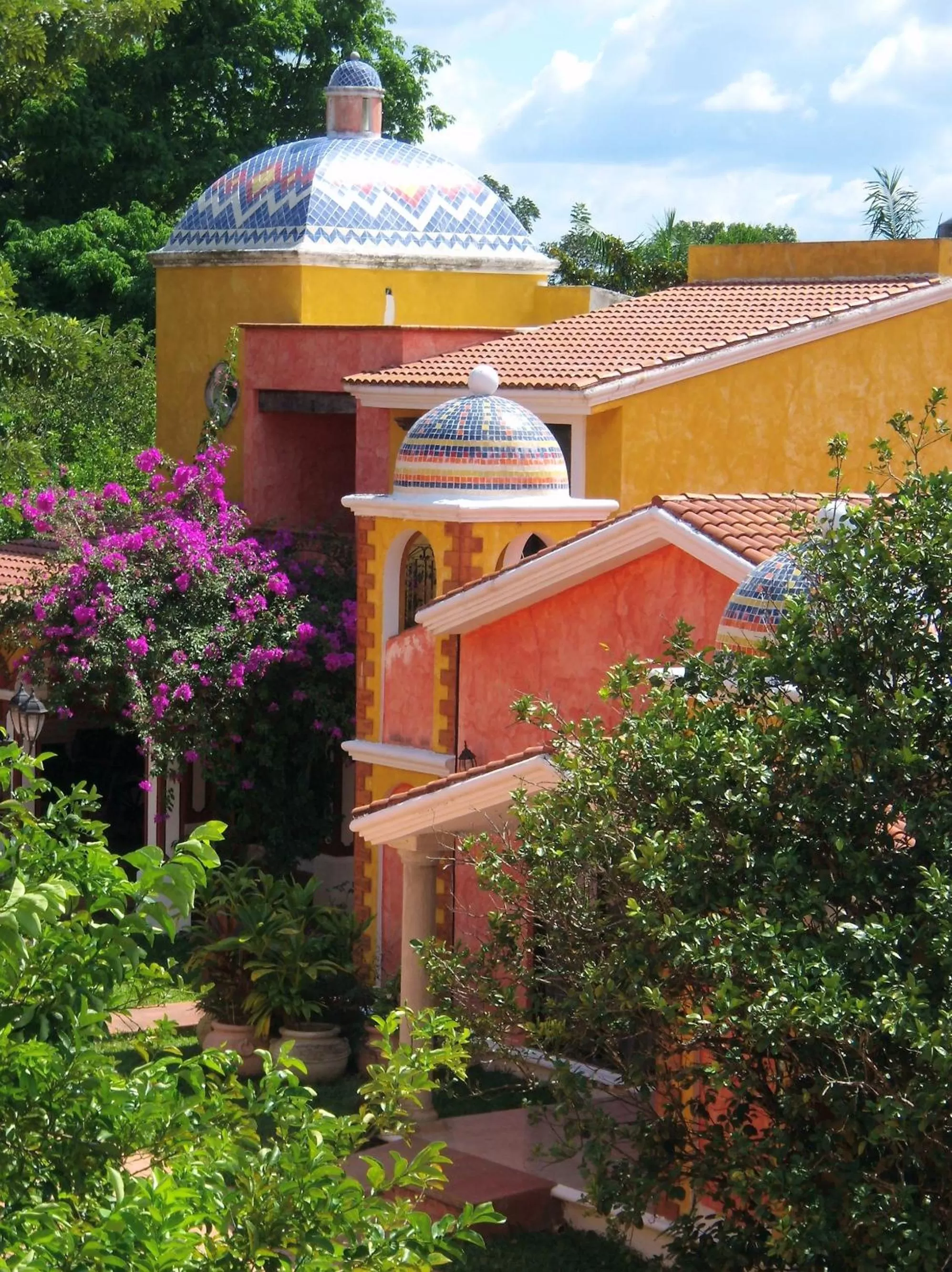 Facade/entrance in Ecotel Quinta Regia