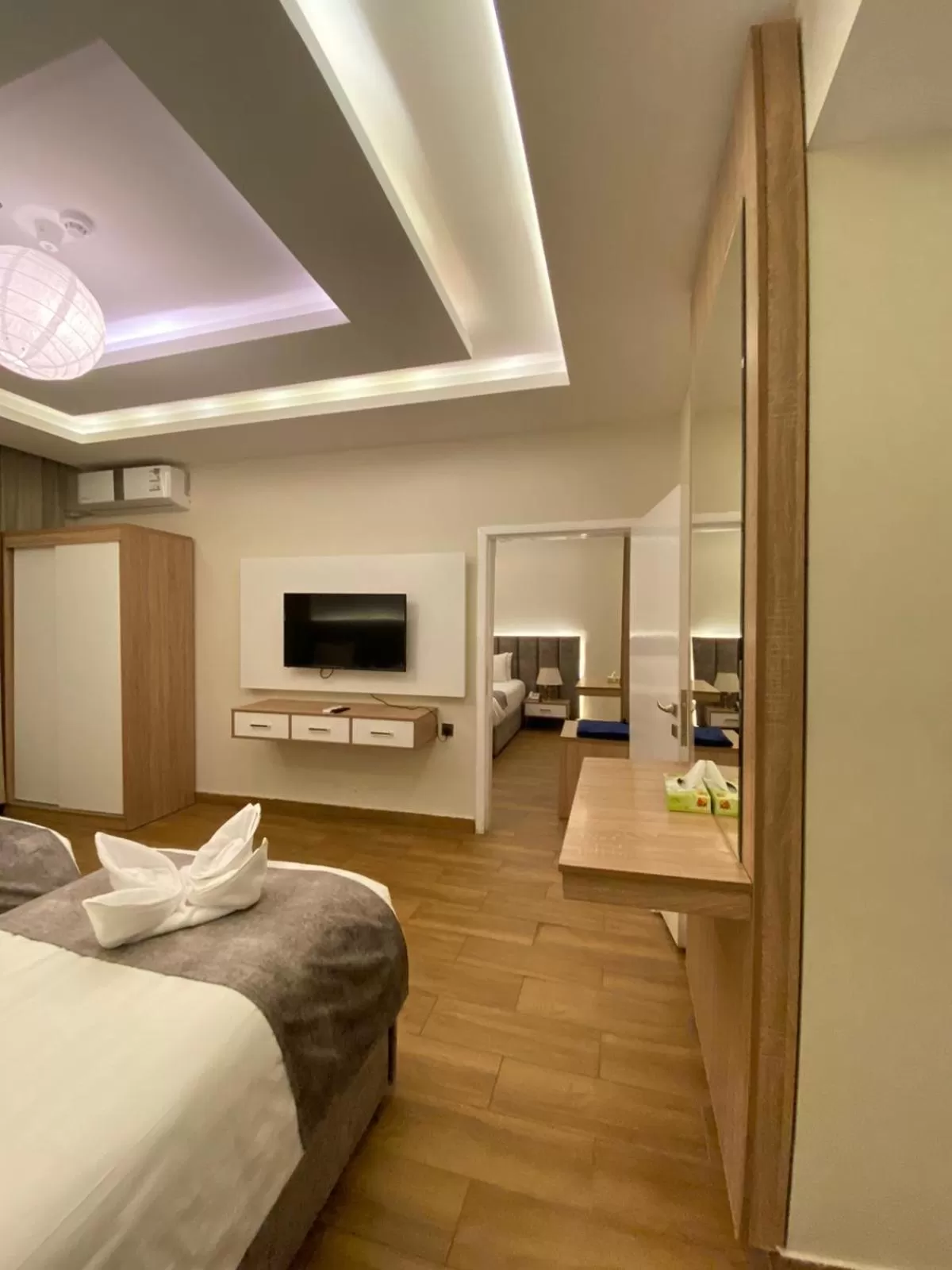 TV/Entertainment Center in فندق جولدن توليب أبها - GOLDEN TULIP ABHA HOTEl