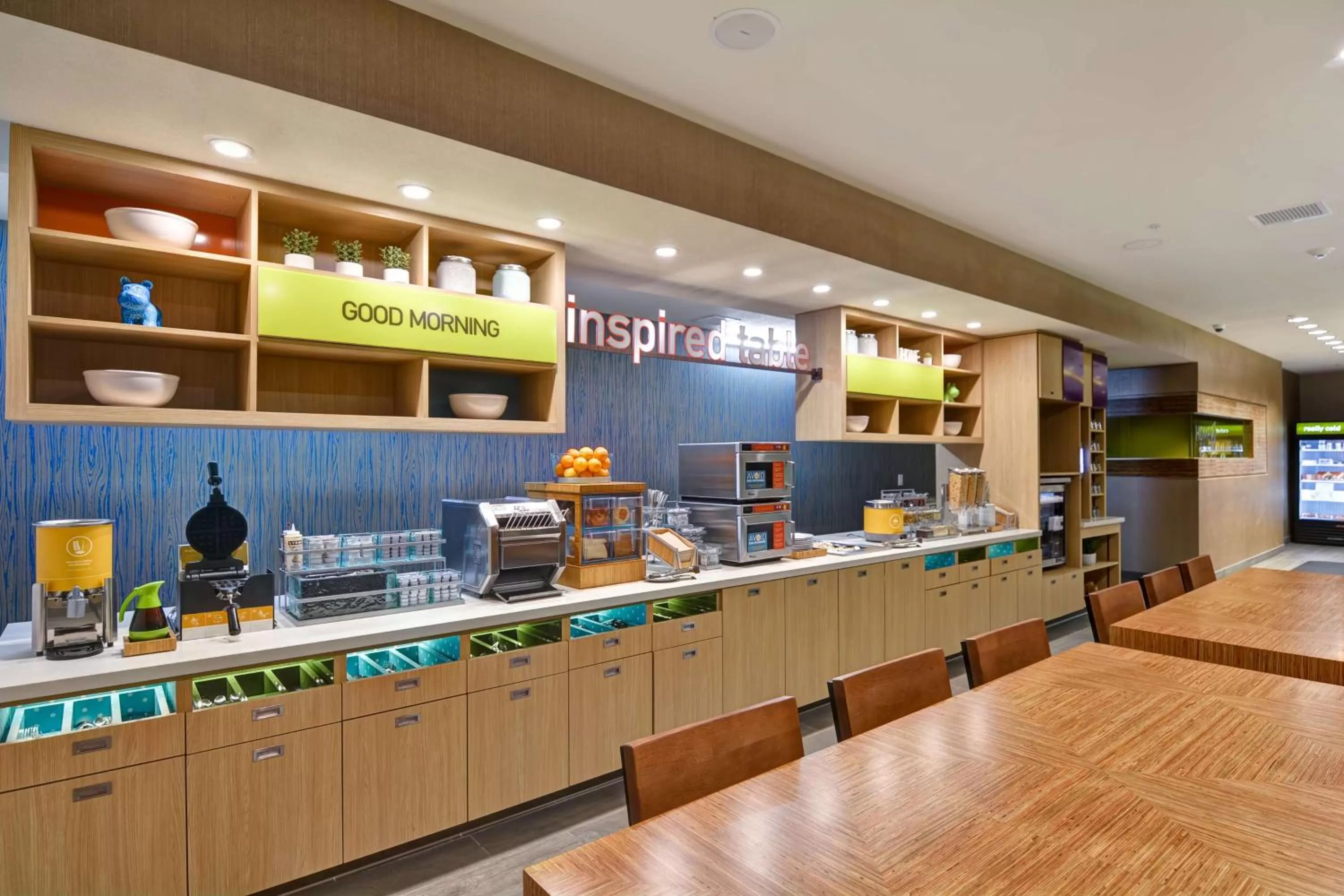 Restaurant/places to eat in Home2 Suites By Hilton Palmdale