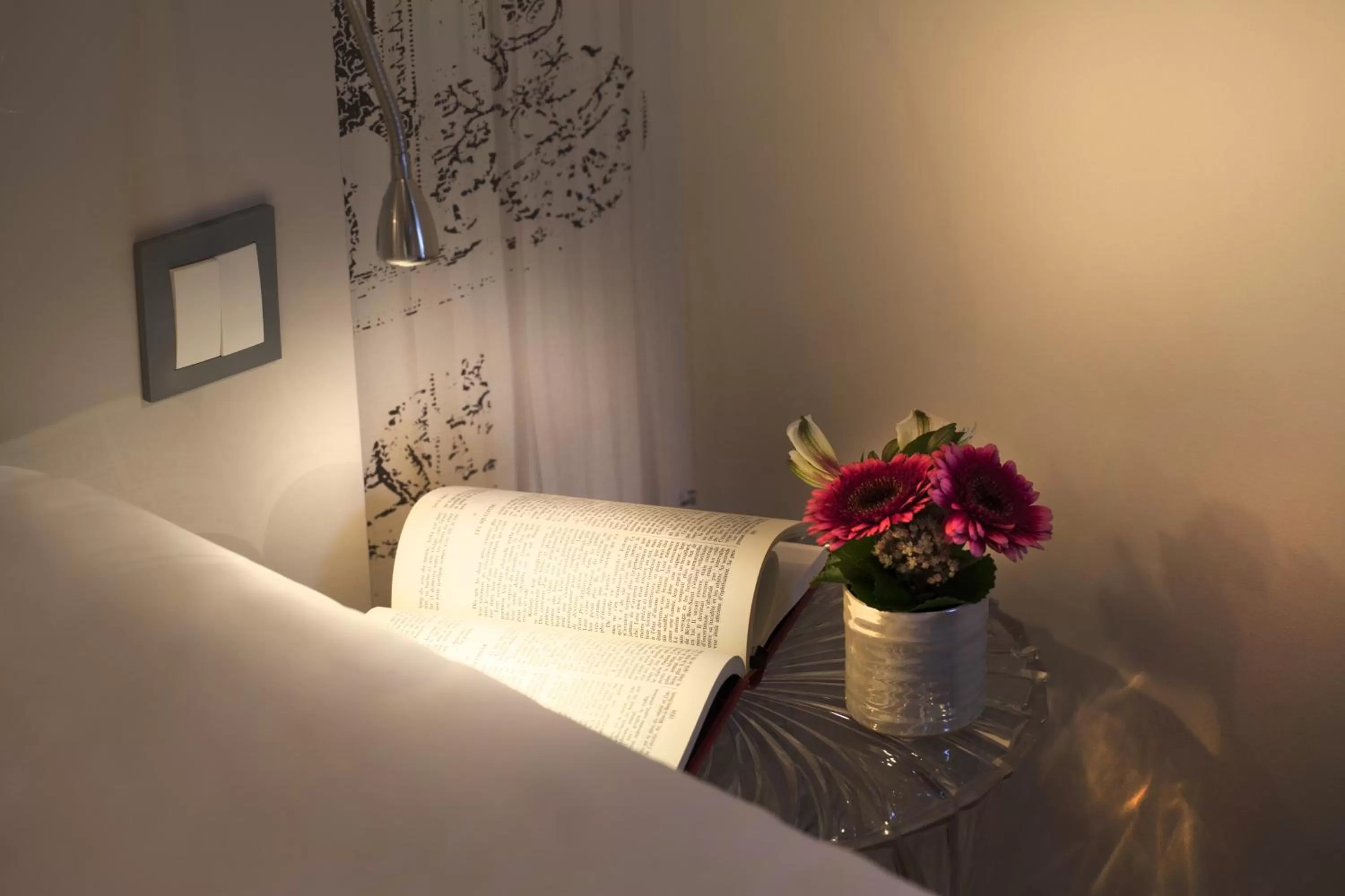 Decorative detail, Bed in Le Mireille