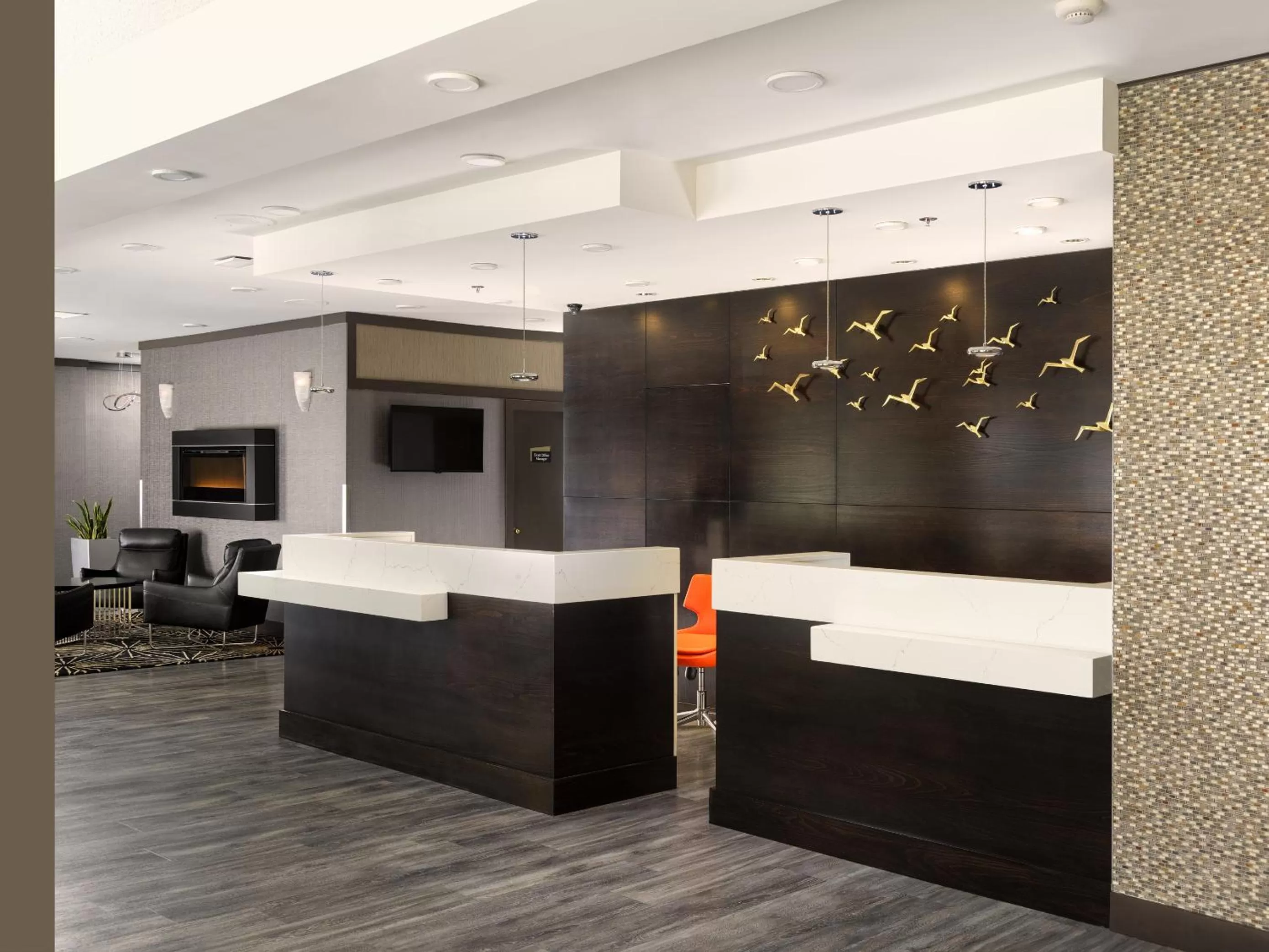 Lobby or reception in BEST WESTERN PLUS Carlton Plaza Hotel