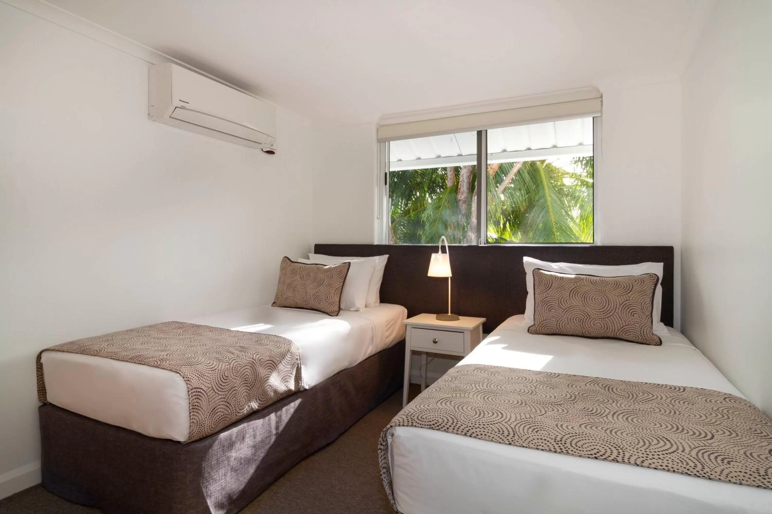 Bed in The White House Port Douglas