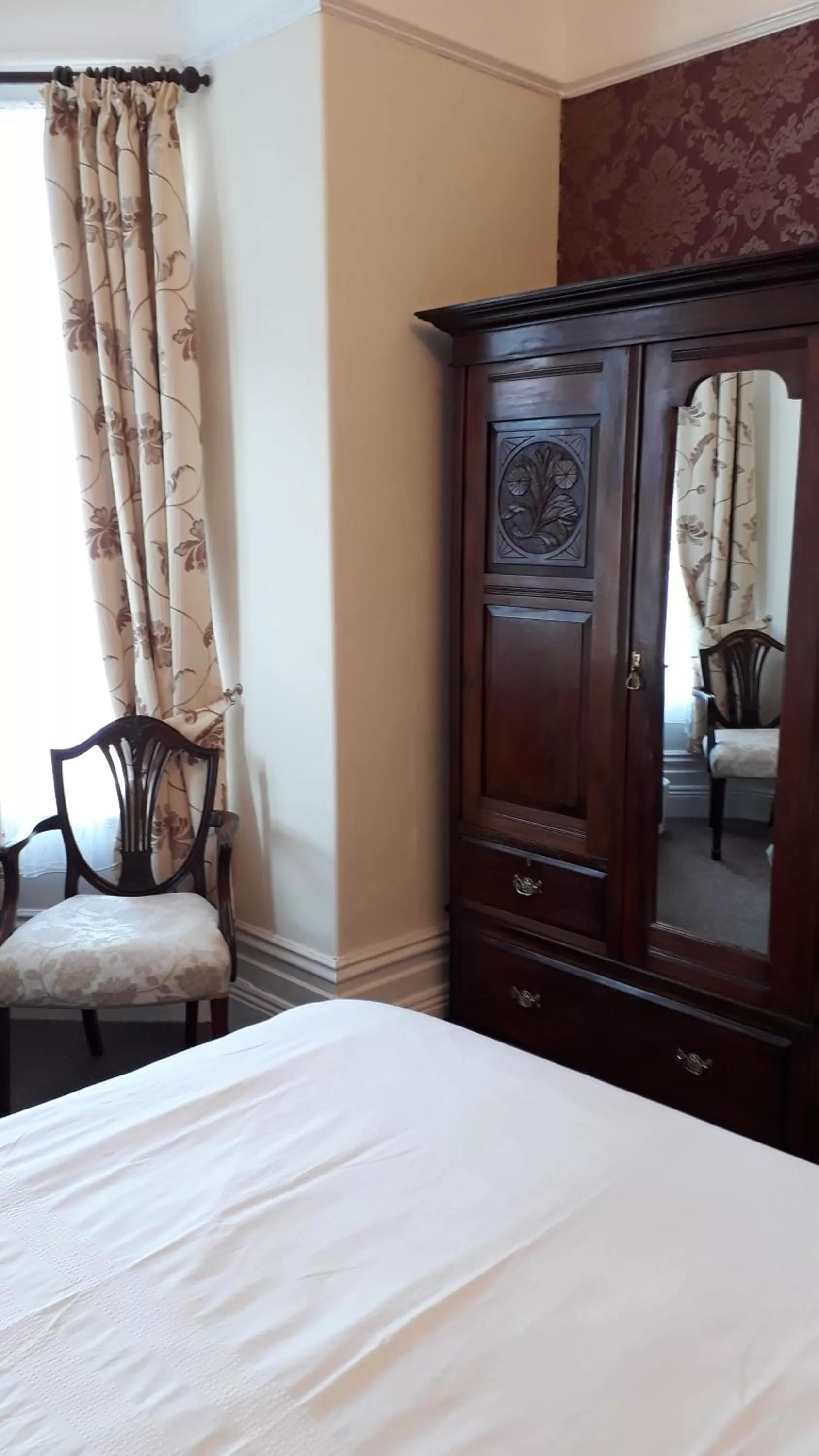 Bedroom, Bed in Branstone Guest House