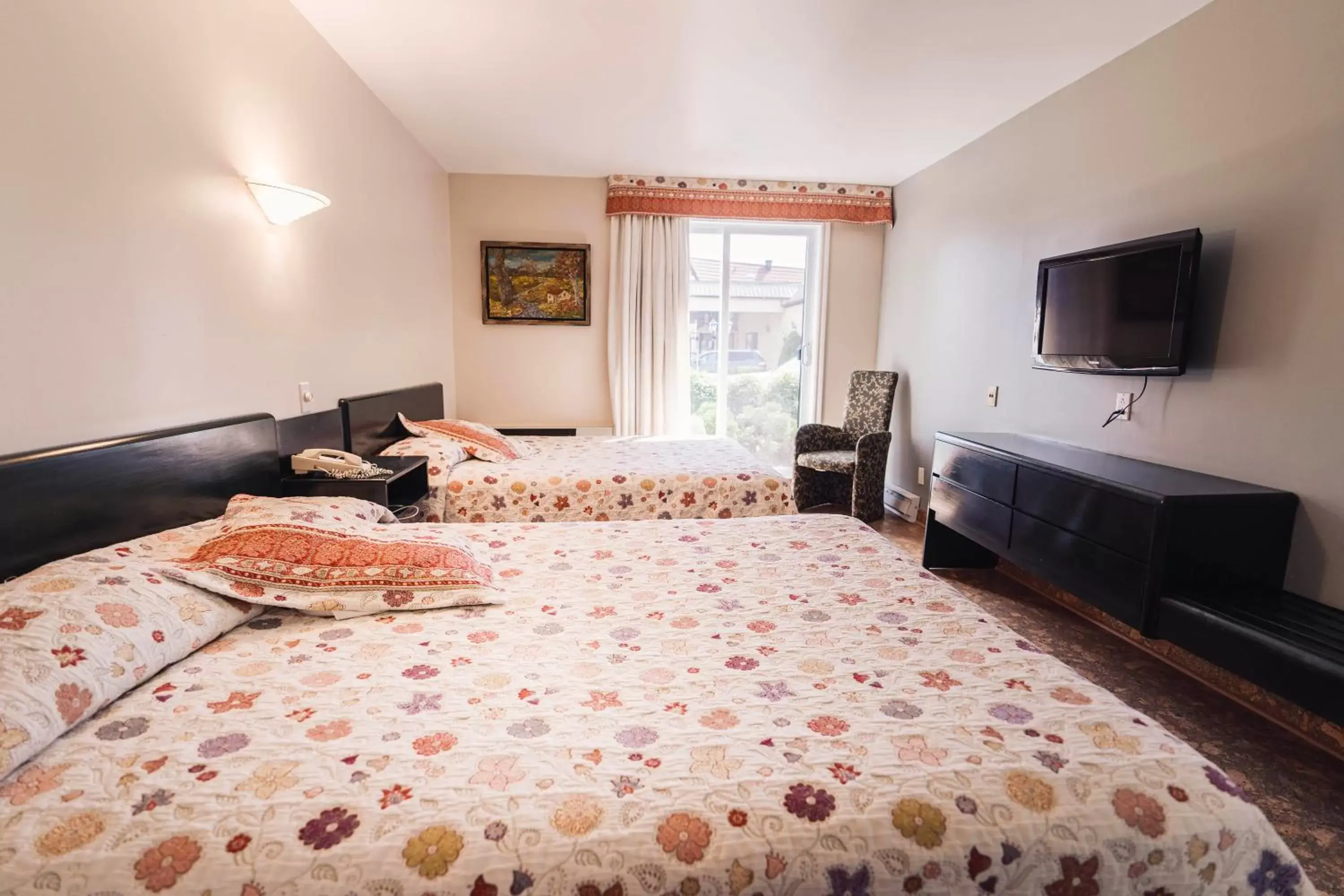 Superior Suite in Auberge Harris Superior Suite in Auberge Harris