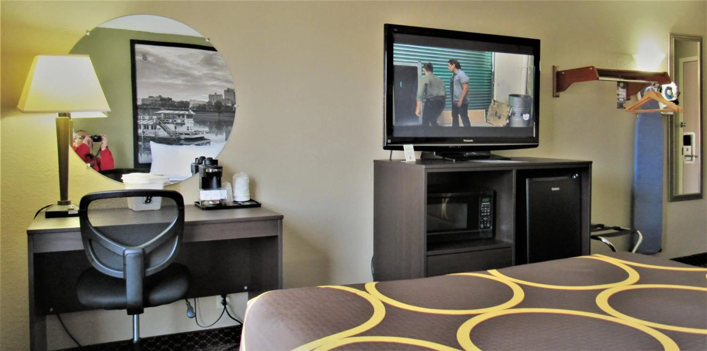 Super 8 by Wyndham New Cumberland