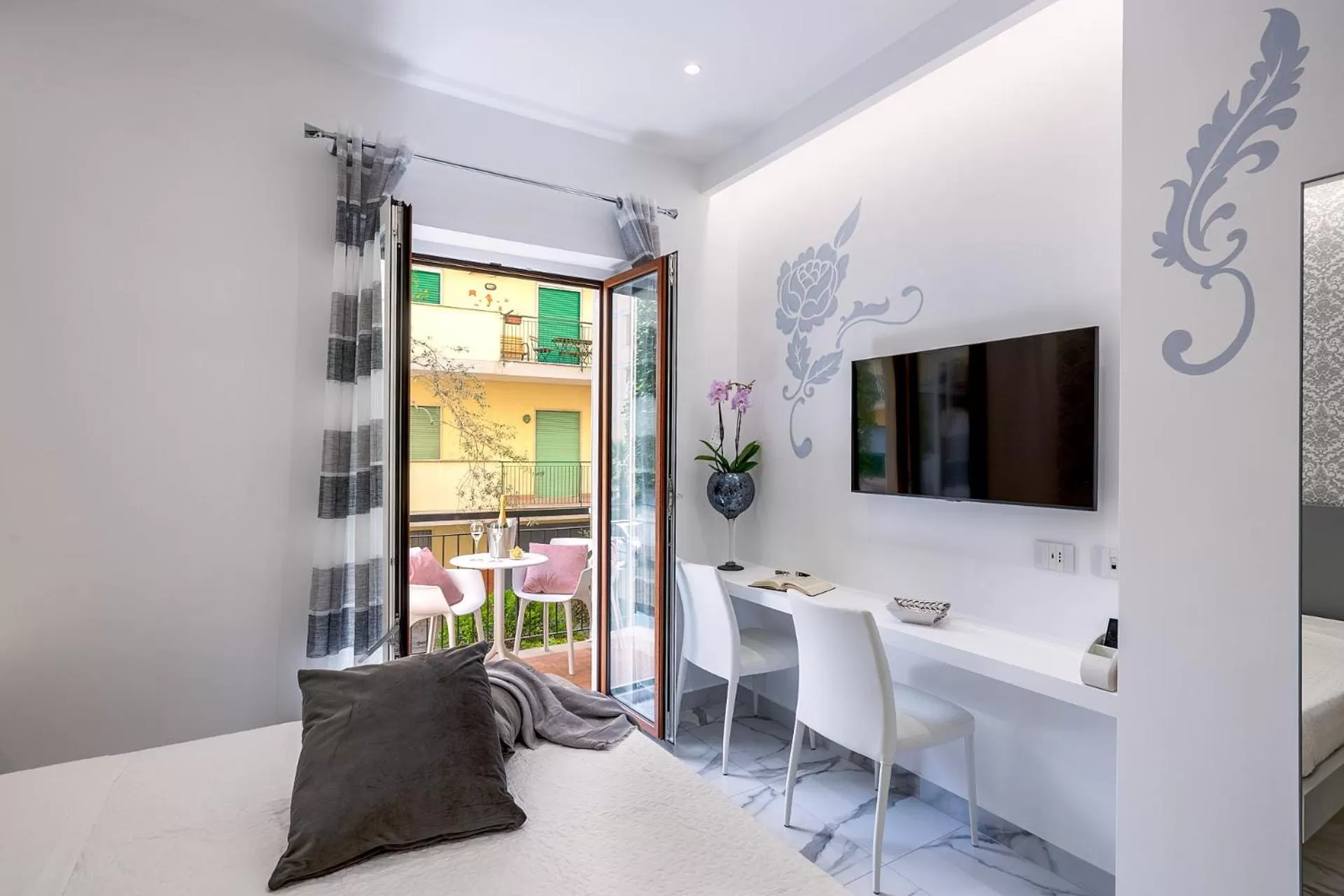 Balcony/Terrace in Maison Marienne - Deluxe B&B