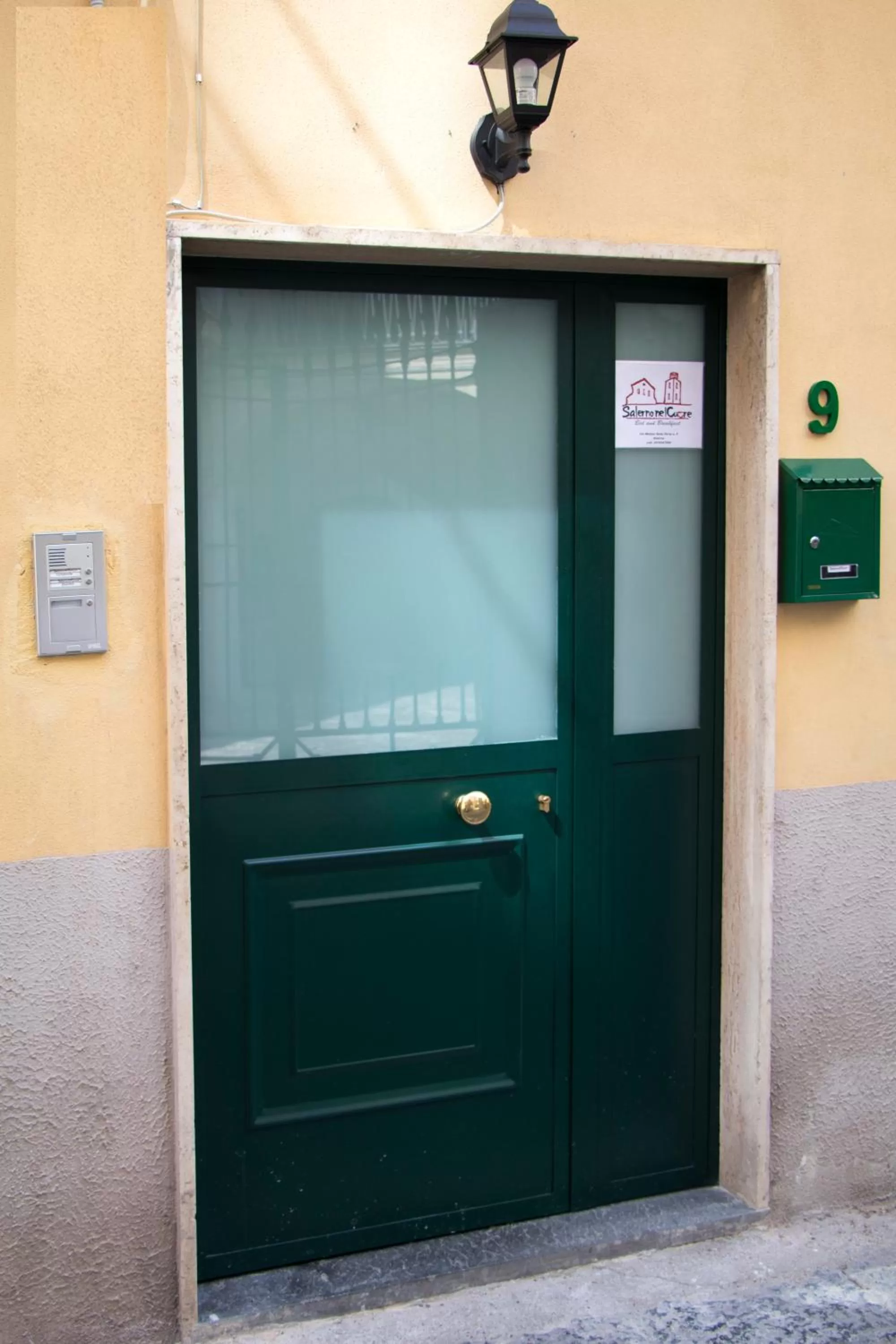 Facade/entrance in Salerno nel Cuore