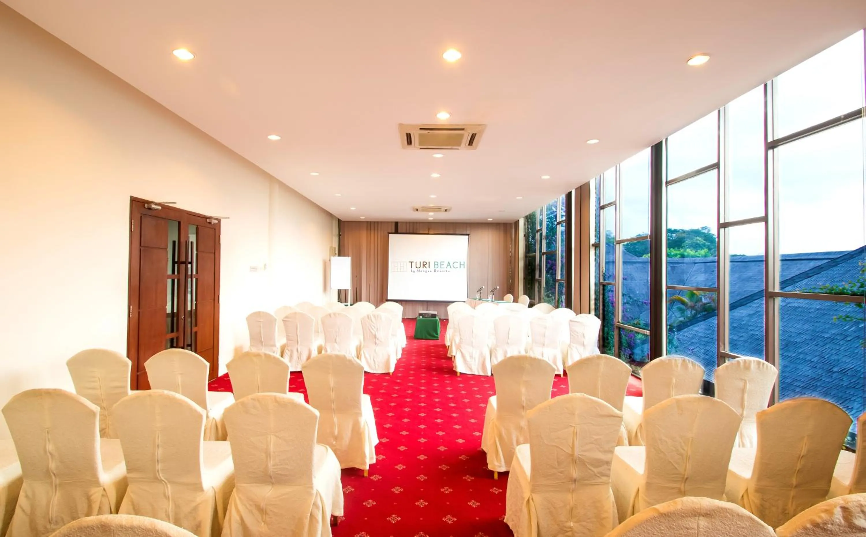 Business facilities in Turi Beach Resort