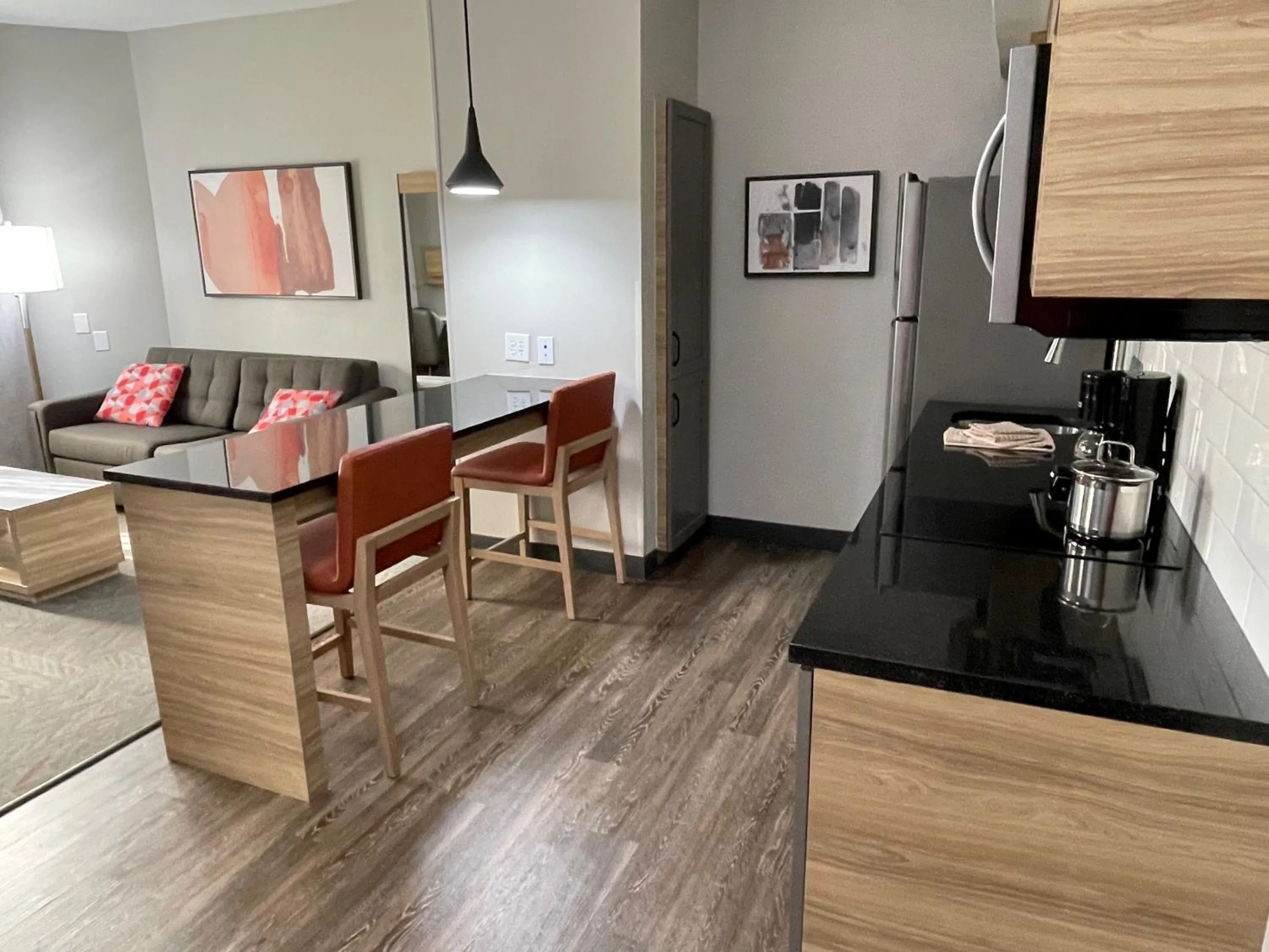 Photo of the whole room in Candlewood Suites Tuscaloosa by IHG