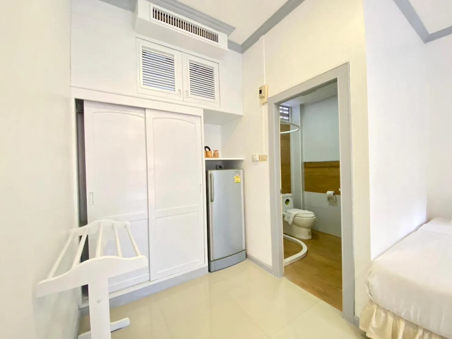 Bathroom, Bed in Garden Home Kata