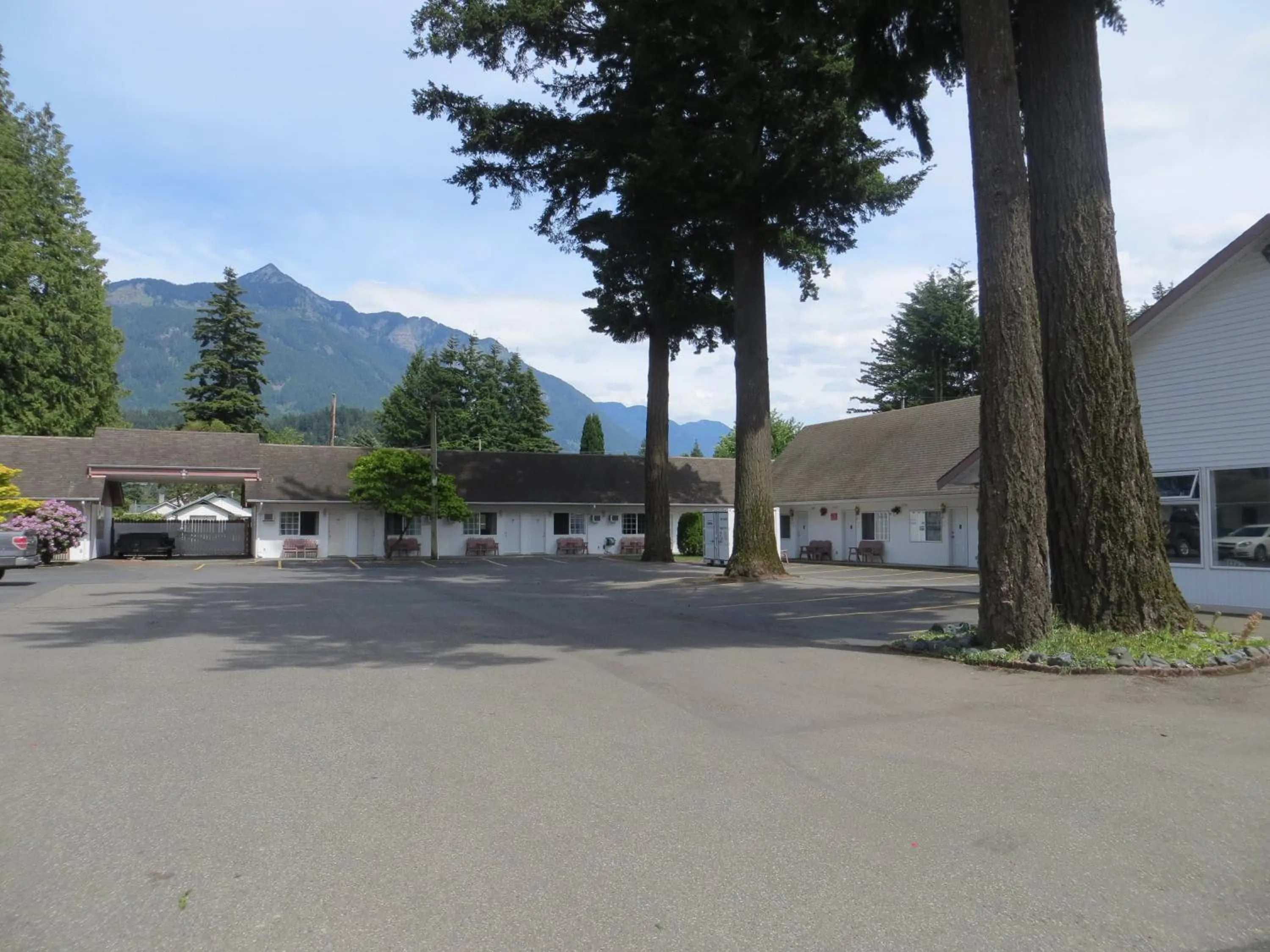 Property building in Skagit Motel