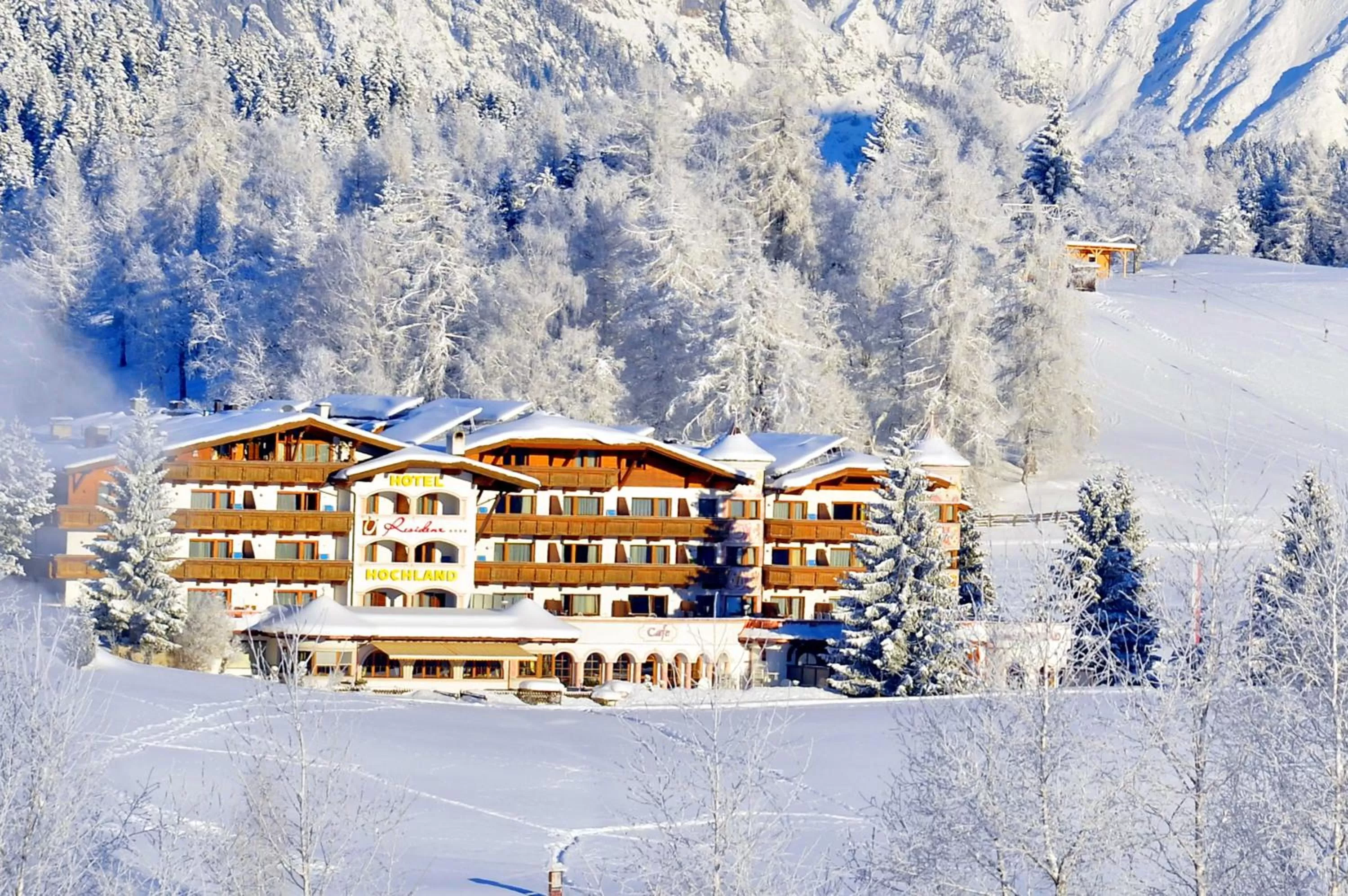 Property building, Winter in Hotel Residenz Hochland