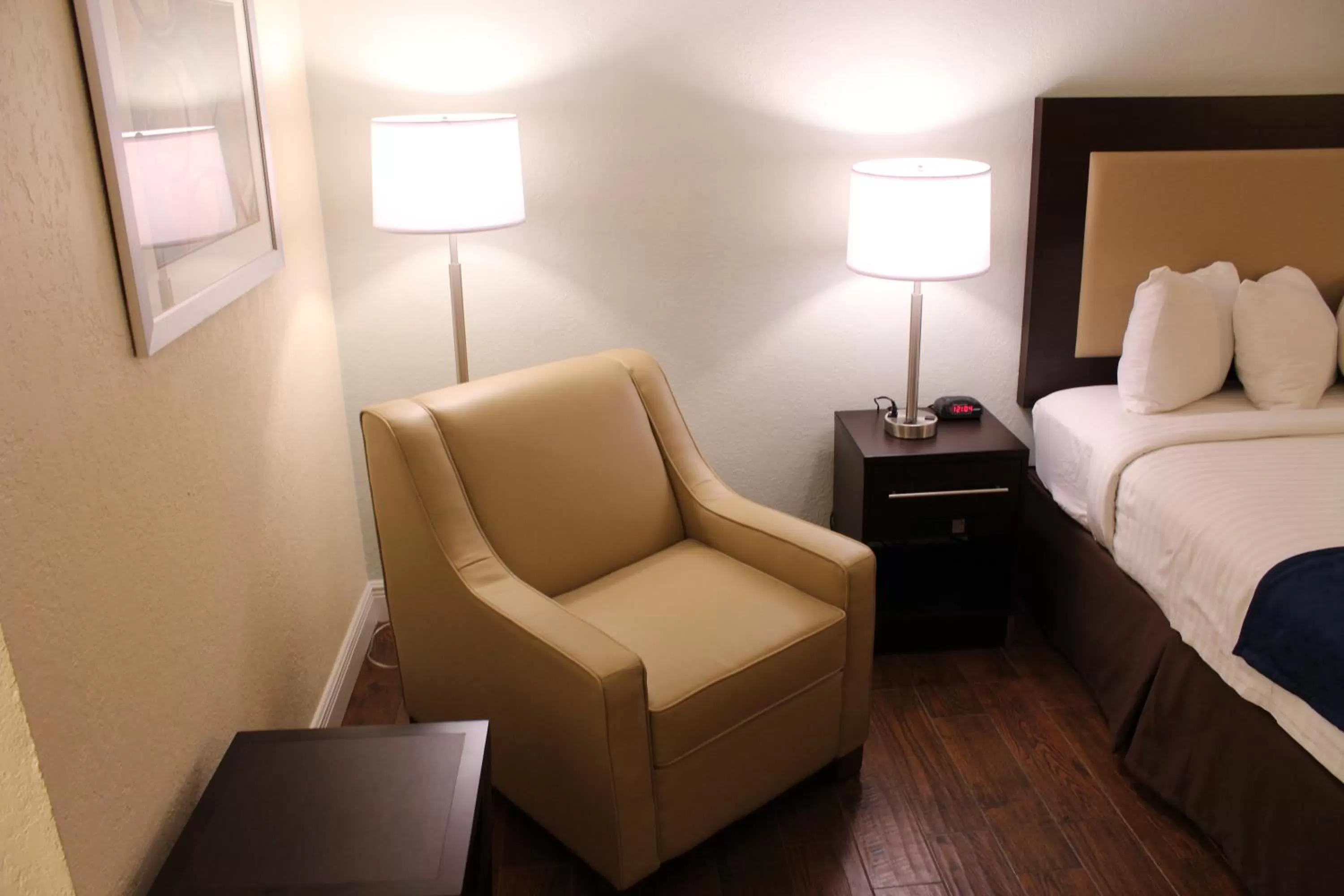 Decorative detail, Bed in Fairway Inn Florida City Homestead Everglades