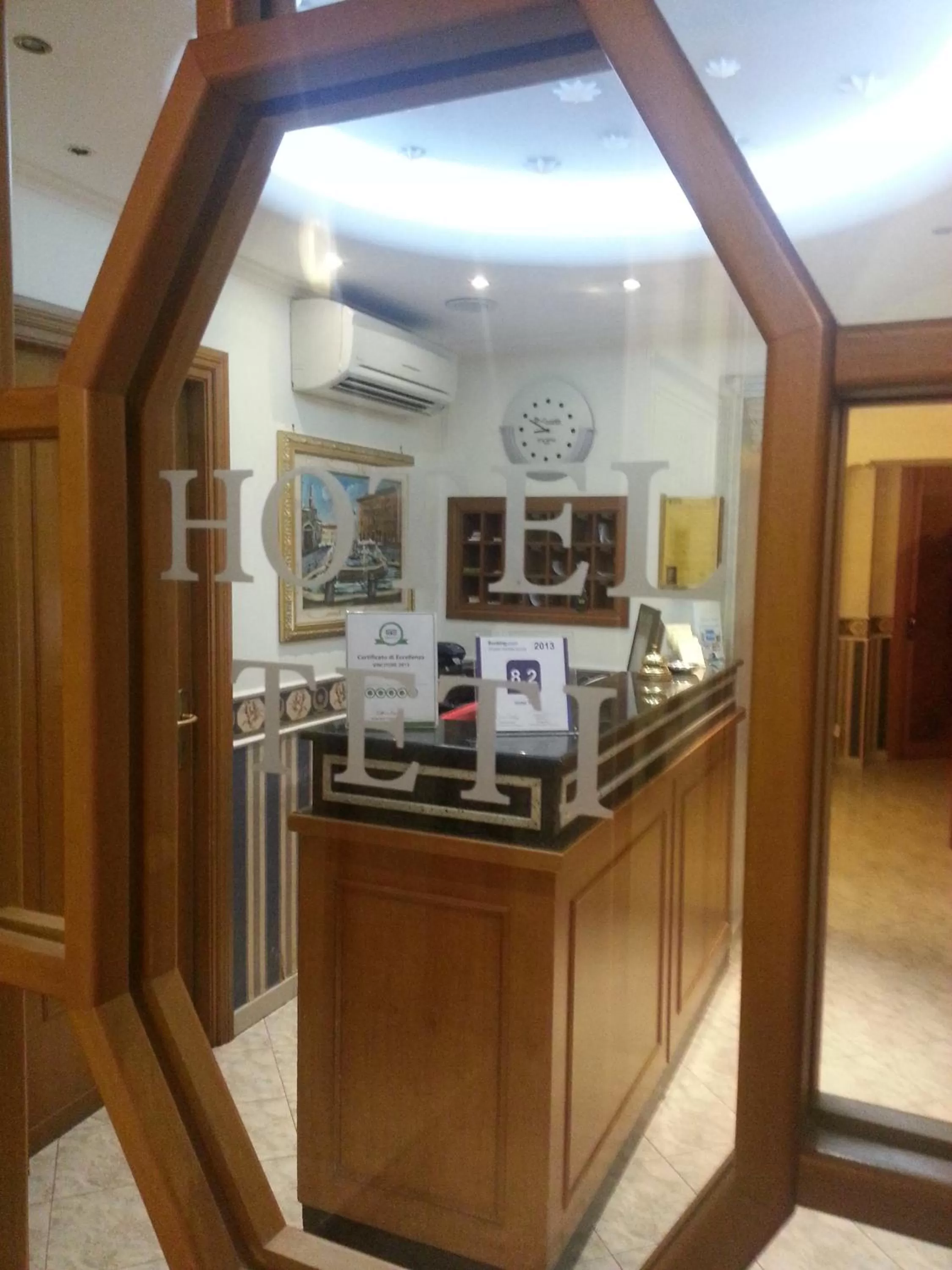 Lobby or reception in Hotel Teti