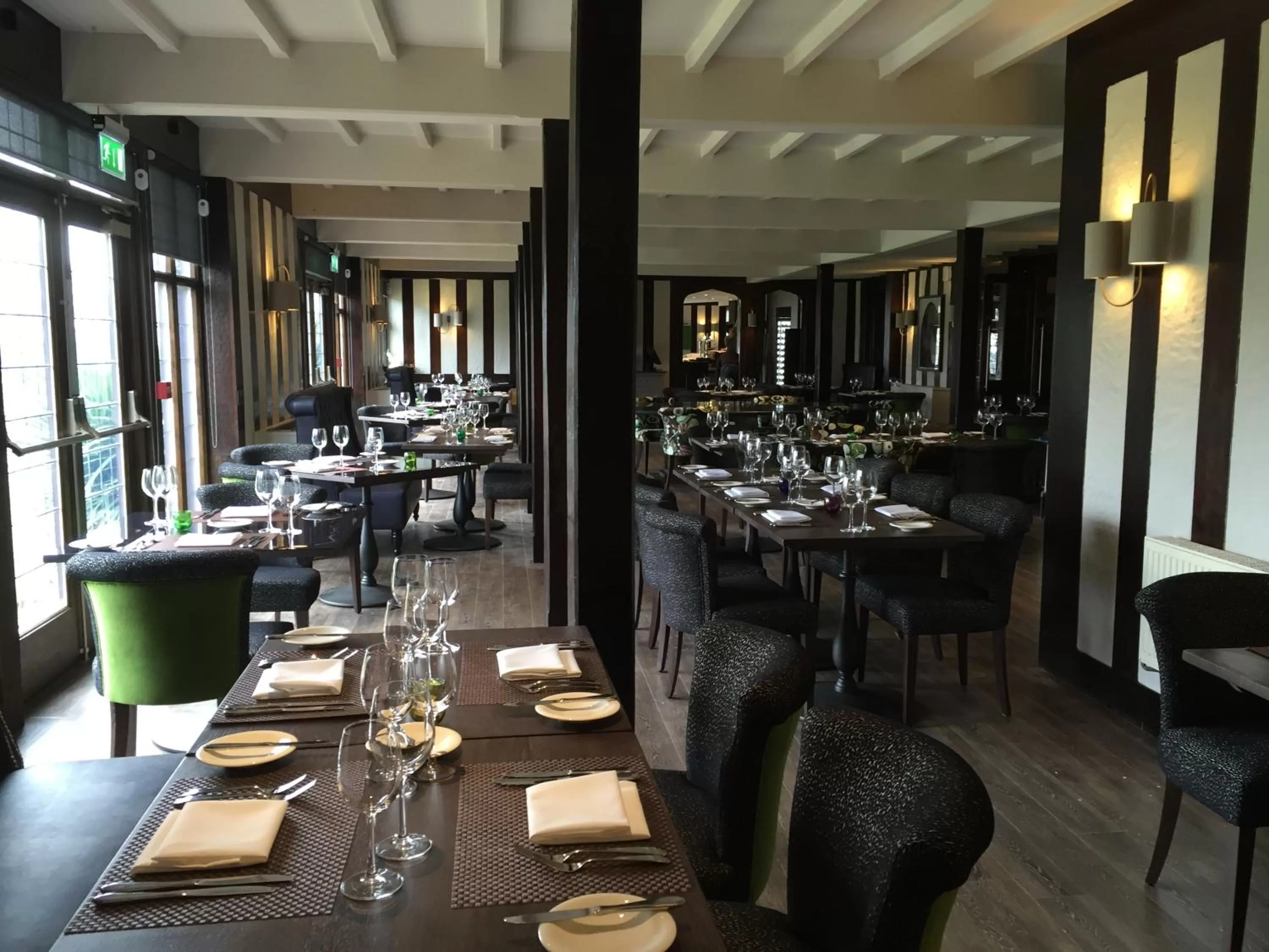 Restaurant/places to eat in Hogarths Stone Manor