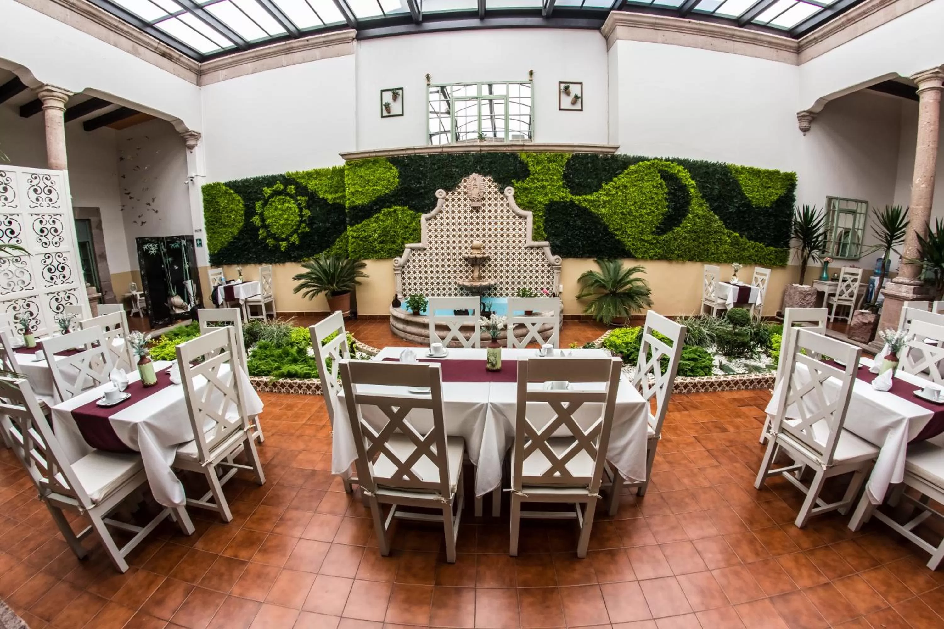 Restaurant/places to eat in Casa Jose Maria