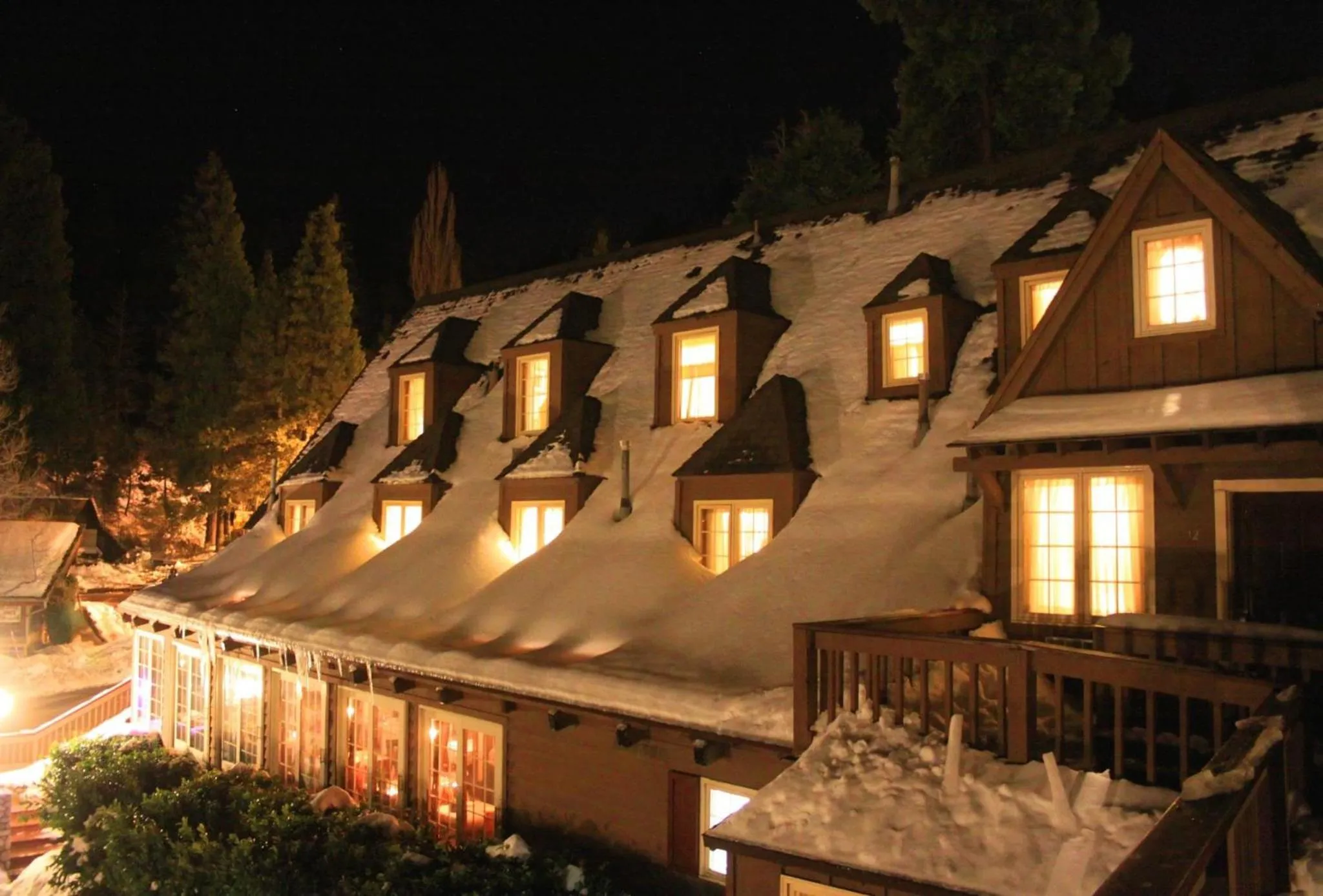 Bird's eye view in Saddleback Inn at Lake Arrowhead