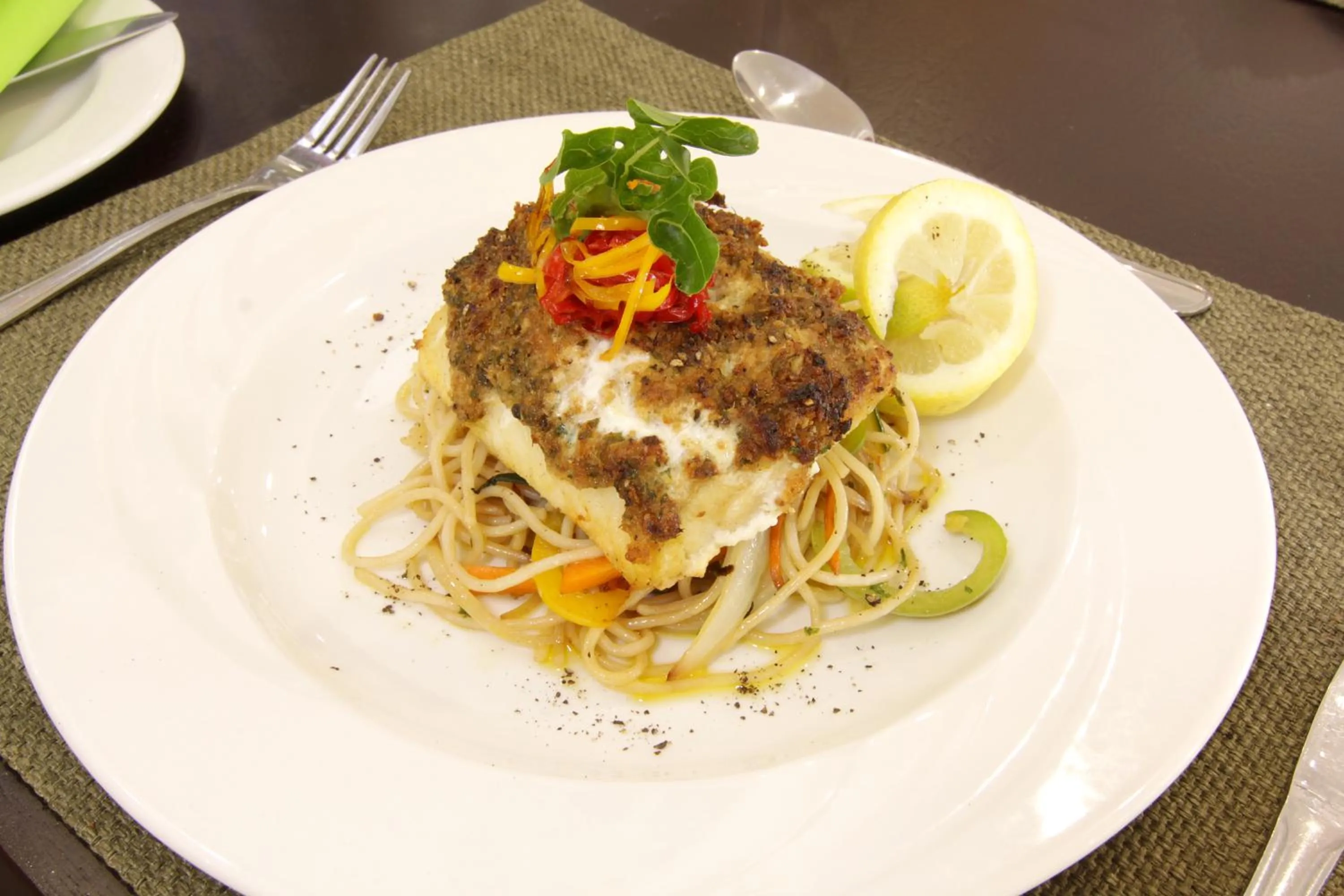 Restaurant/places to eat in Cresta Lodge Gaborone