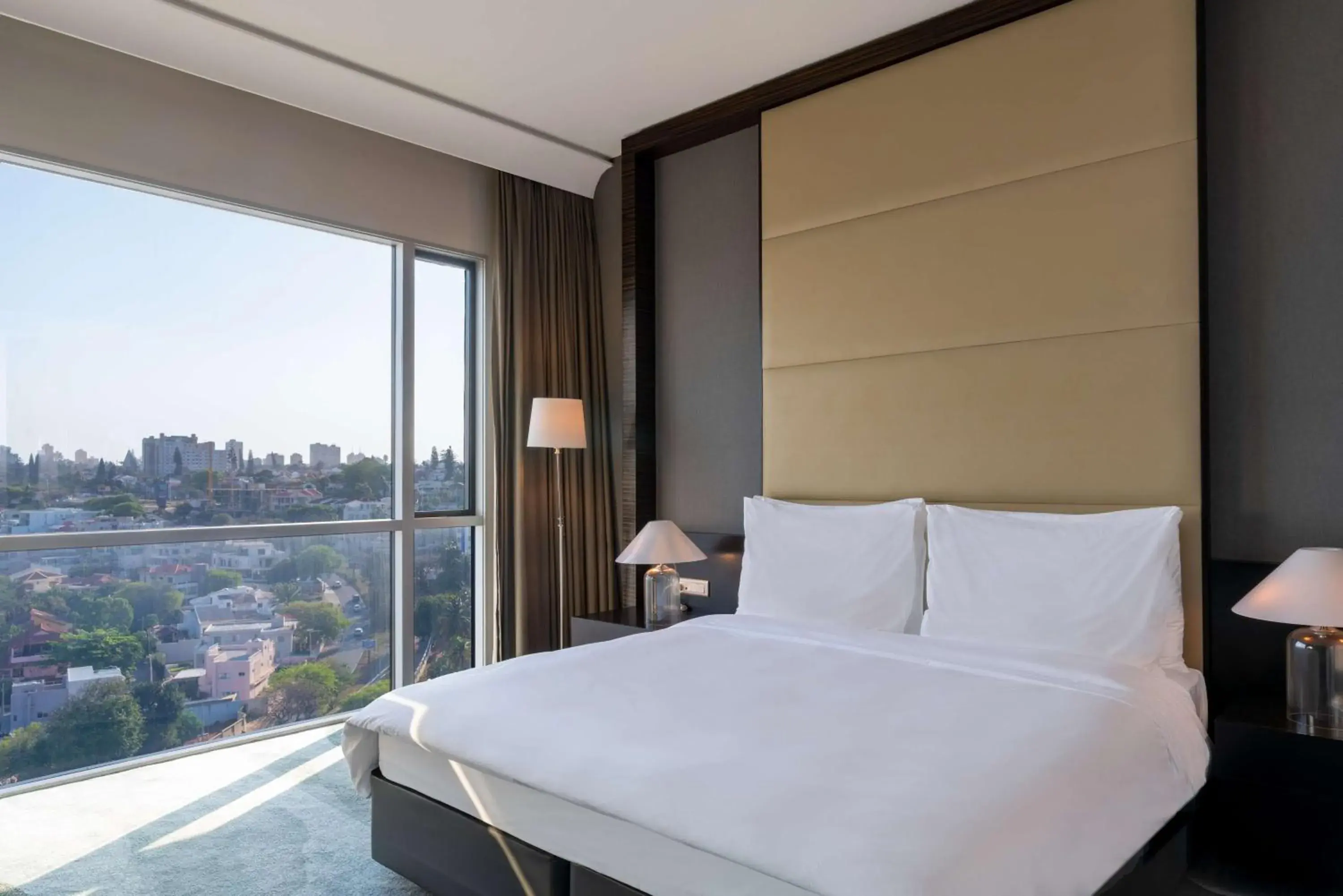 Presidential Suite with Balcony and Sea View in Radisson Blu Hotel & Residence Maputo Presidential Suite with Balcony and Sea View in Radisson Blu Hotel & Residence Maputo