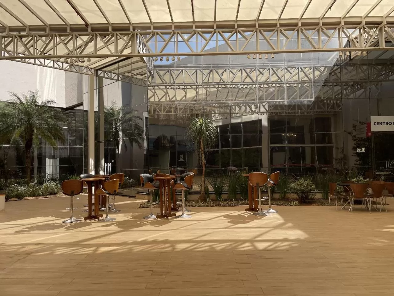 Restaurant/places to eat in Transamerica Executive Maringá