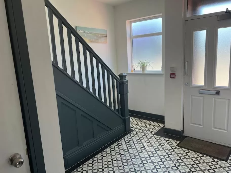 Facade/entrance in Newly refurbished studio, great location 8 studios