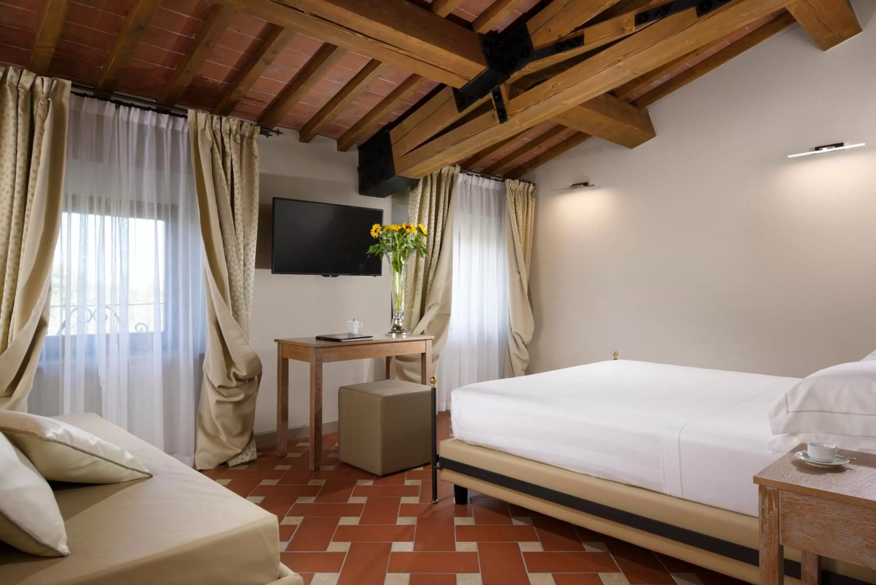 Photo of the whole room, Bed in Villa Sabolini