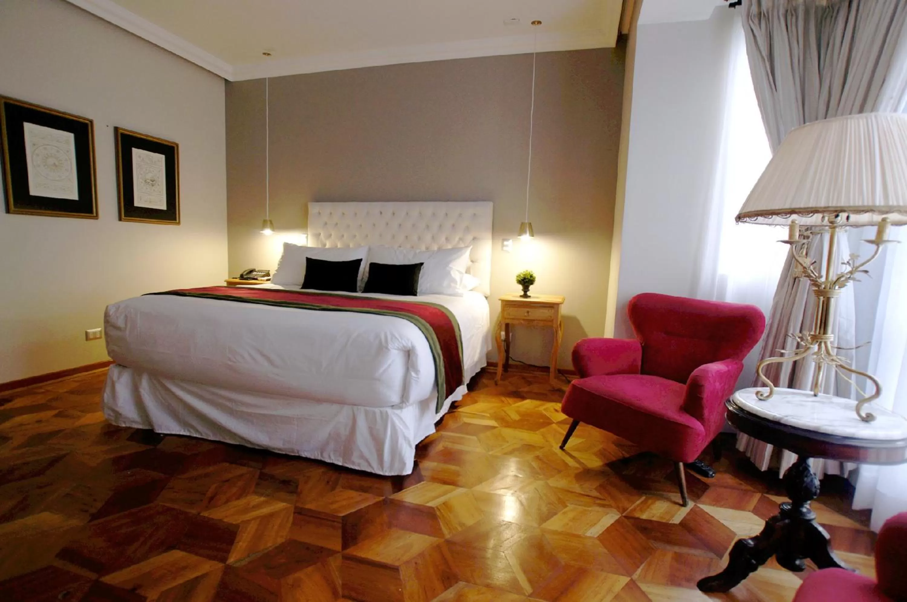 Bedroom, Bed in Quiral Hotel Boutique