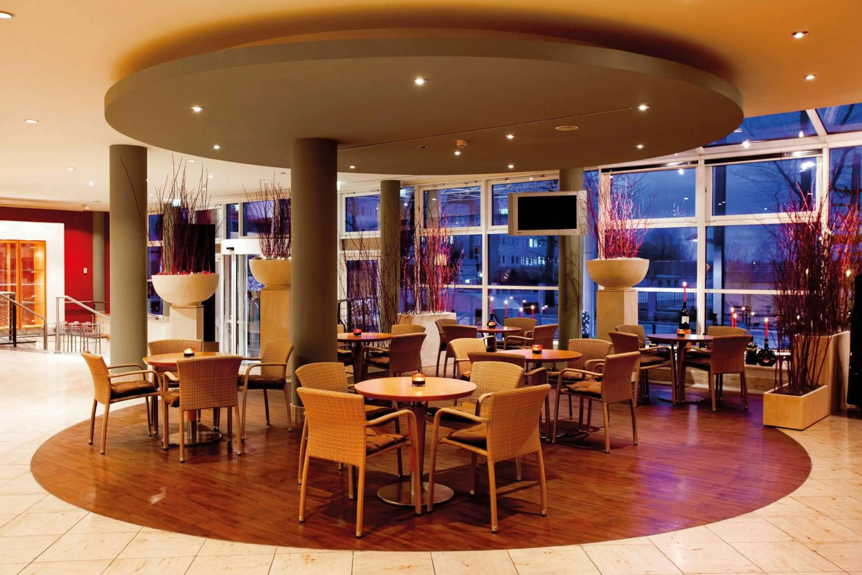 Lobby or reception in Vienna House by Wyndham Baltic Stralsund