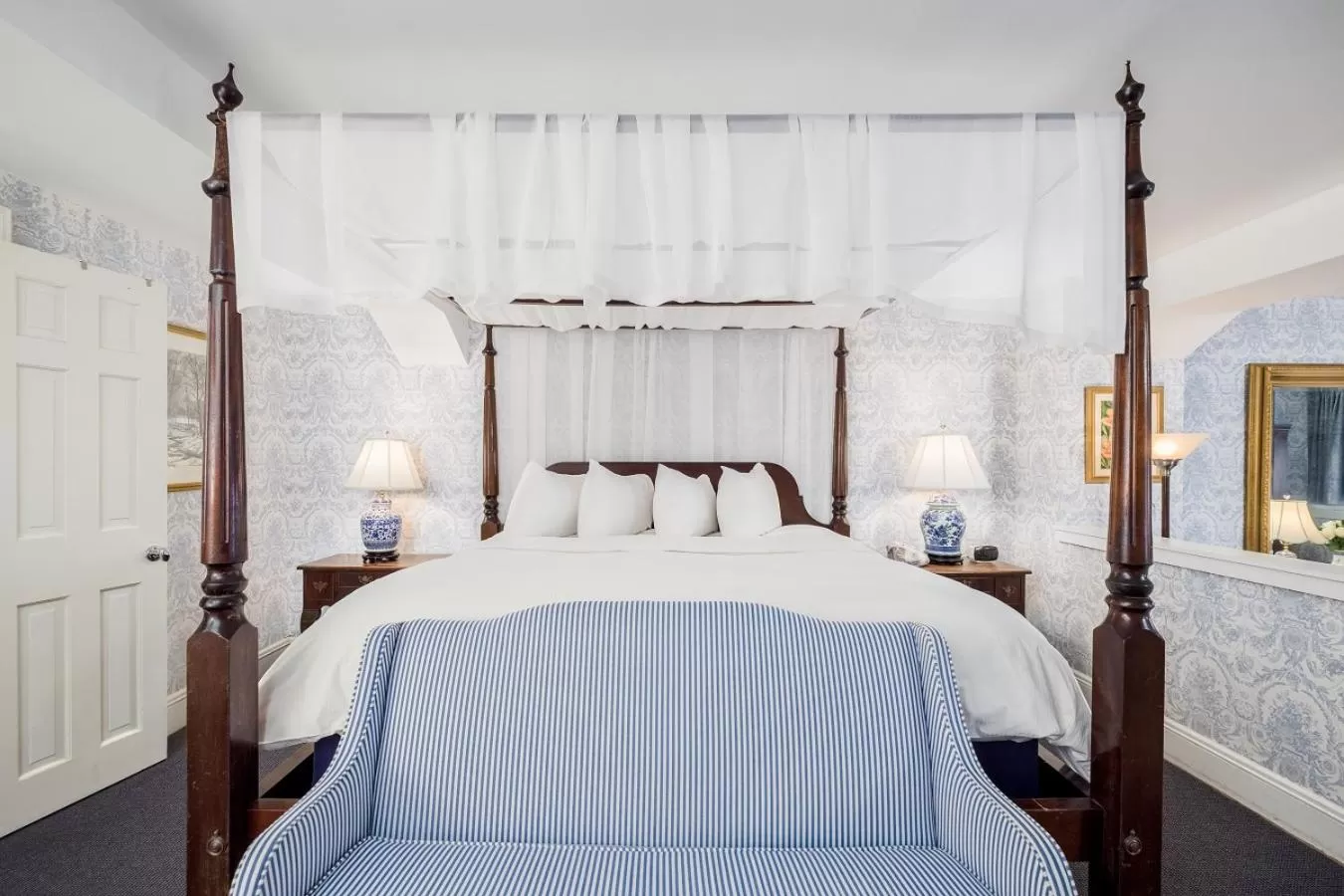 Bed in Simsbury 1820 House