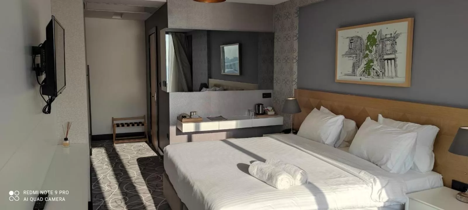 Photo of the whole room, Bed in Four-G Hotel