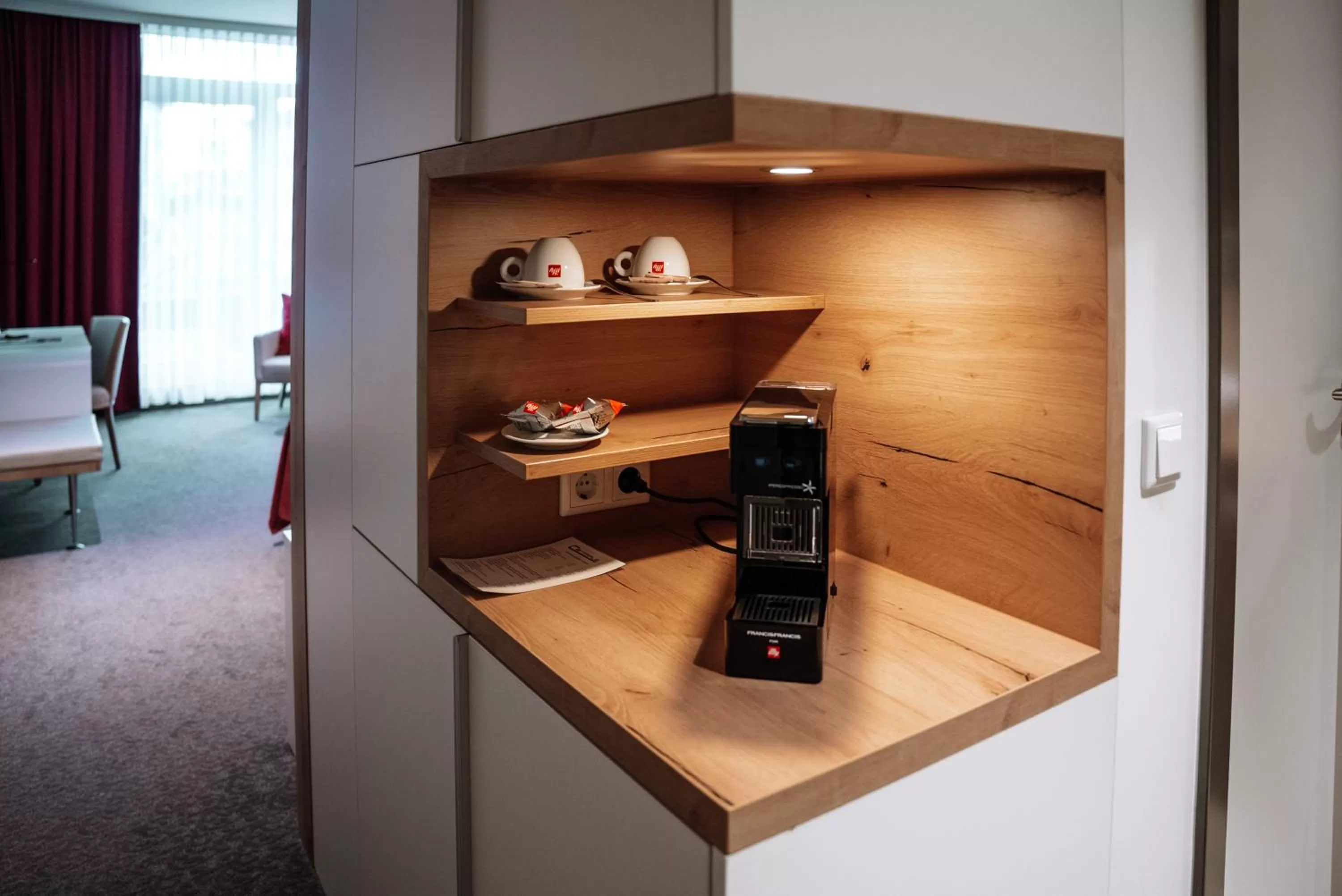 Coffee/tea facilities in Centrale Hotel und Restaurant