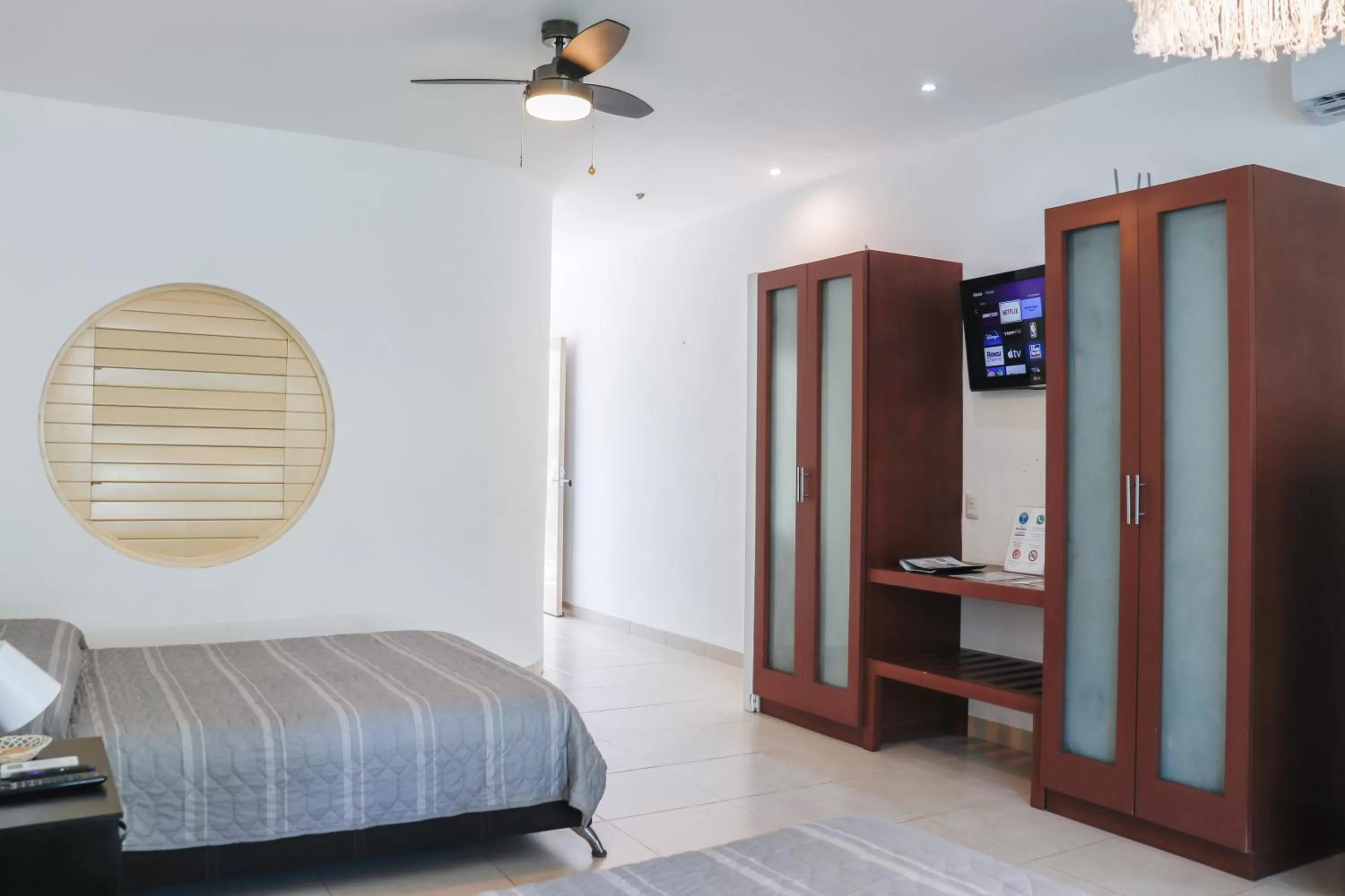 Bedroom, Bed in Maia Suites Cozumel