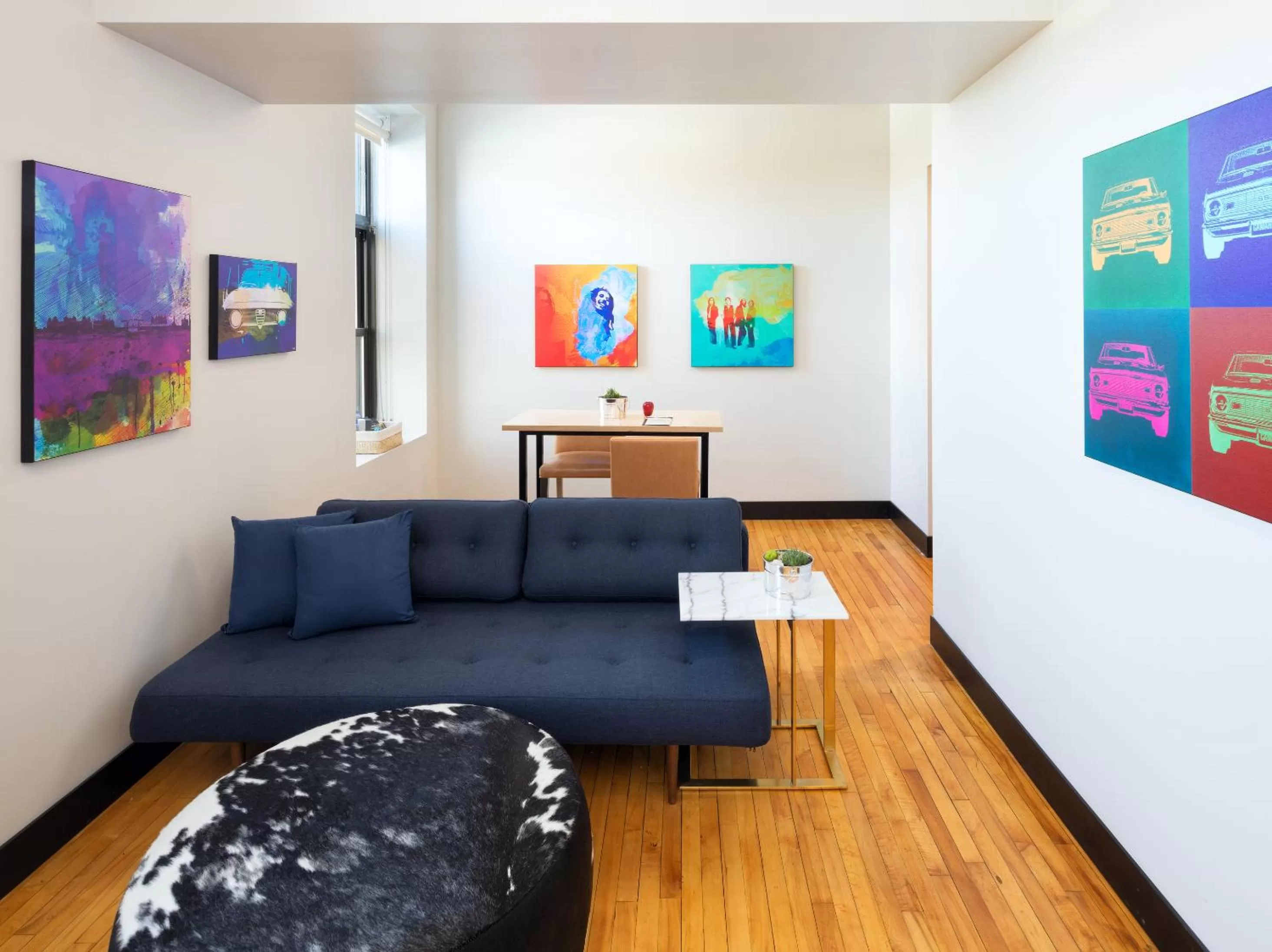 Living room in Hotel Grinnell, Ascend Hotel Collection