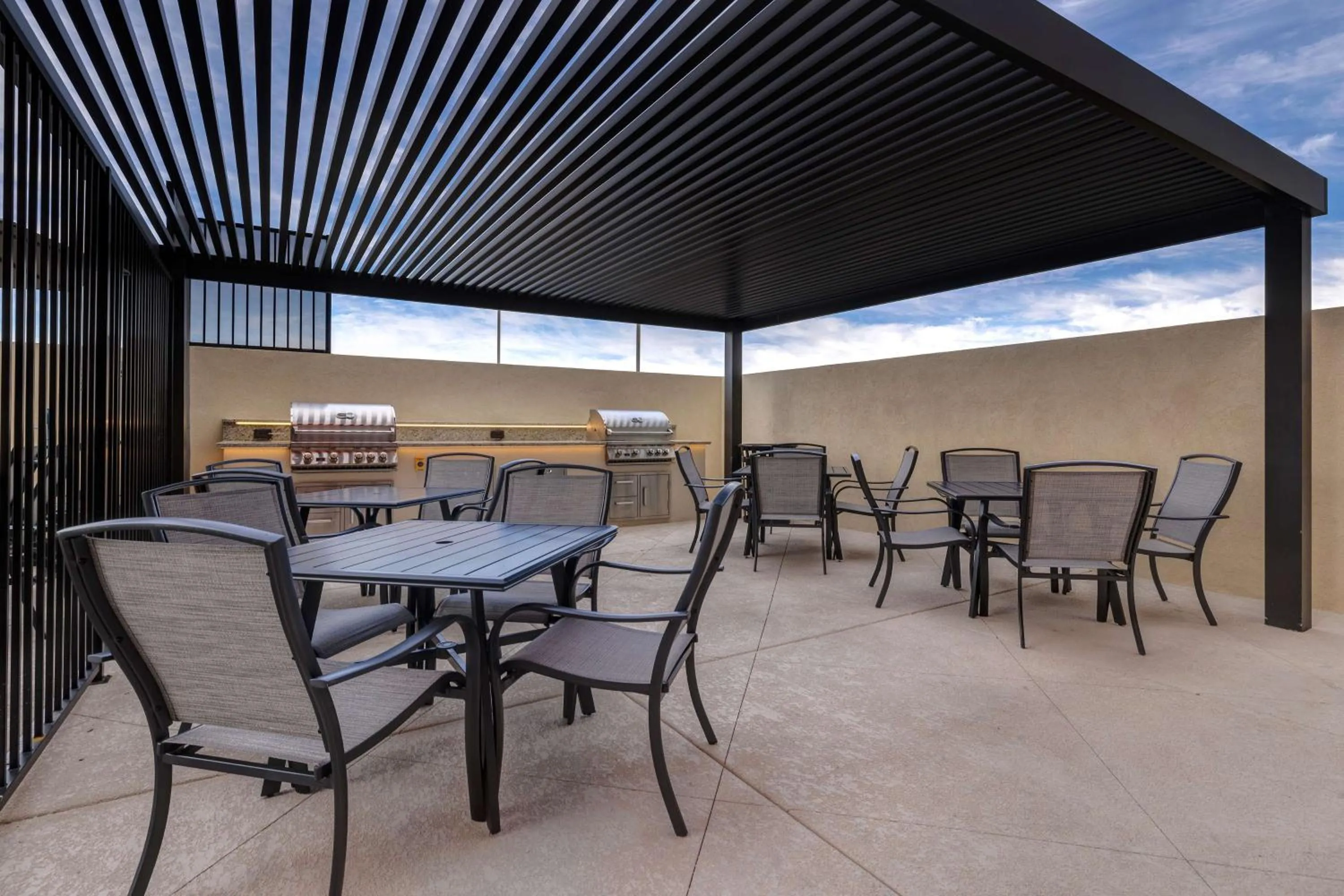 Patio in Home2 Suites By Hilton Las Vegas Southwest I-215 Curve