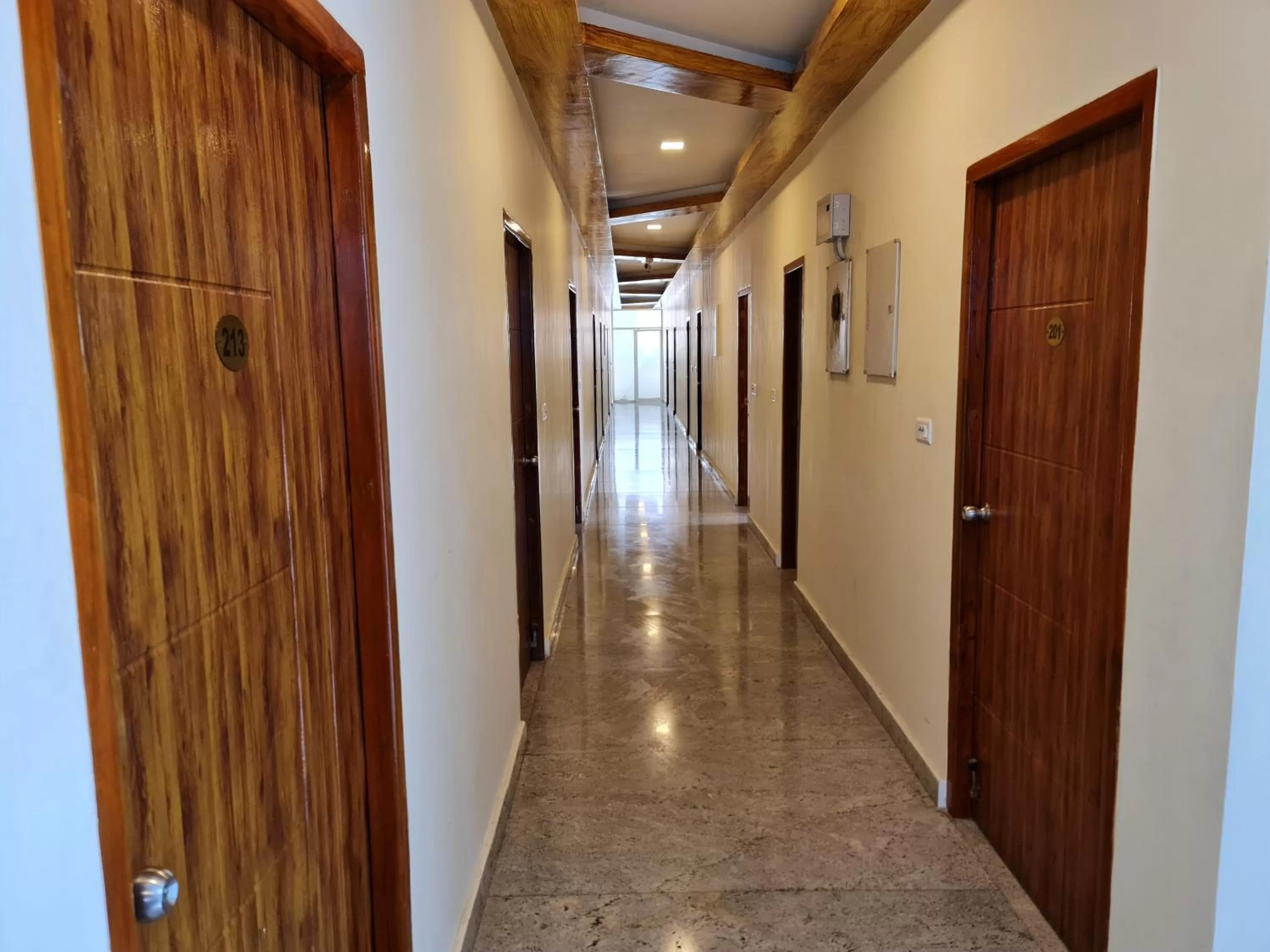 Area and facilities in Vijay Shree Inn