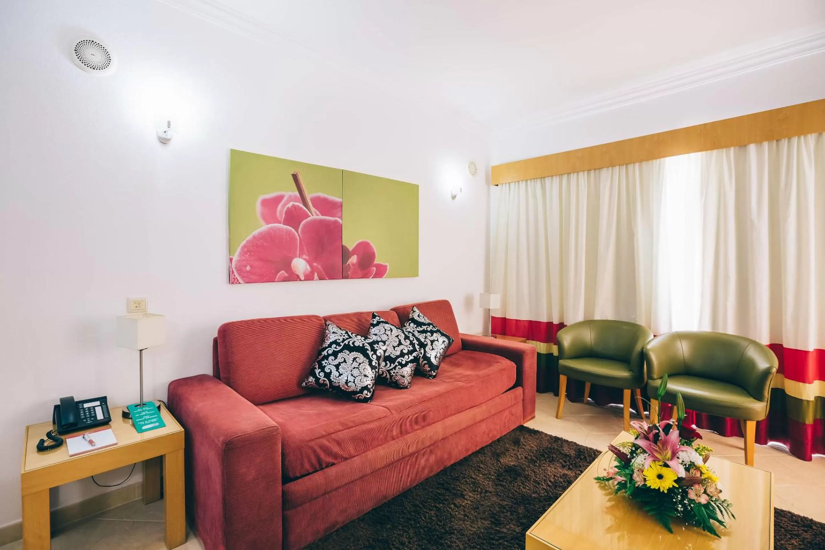 Living room in Grand Muthu Forte do Vale