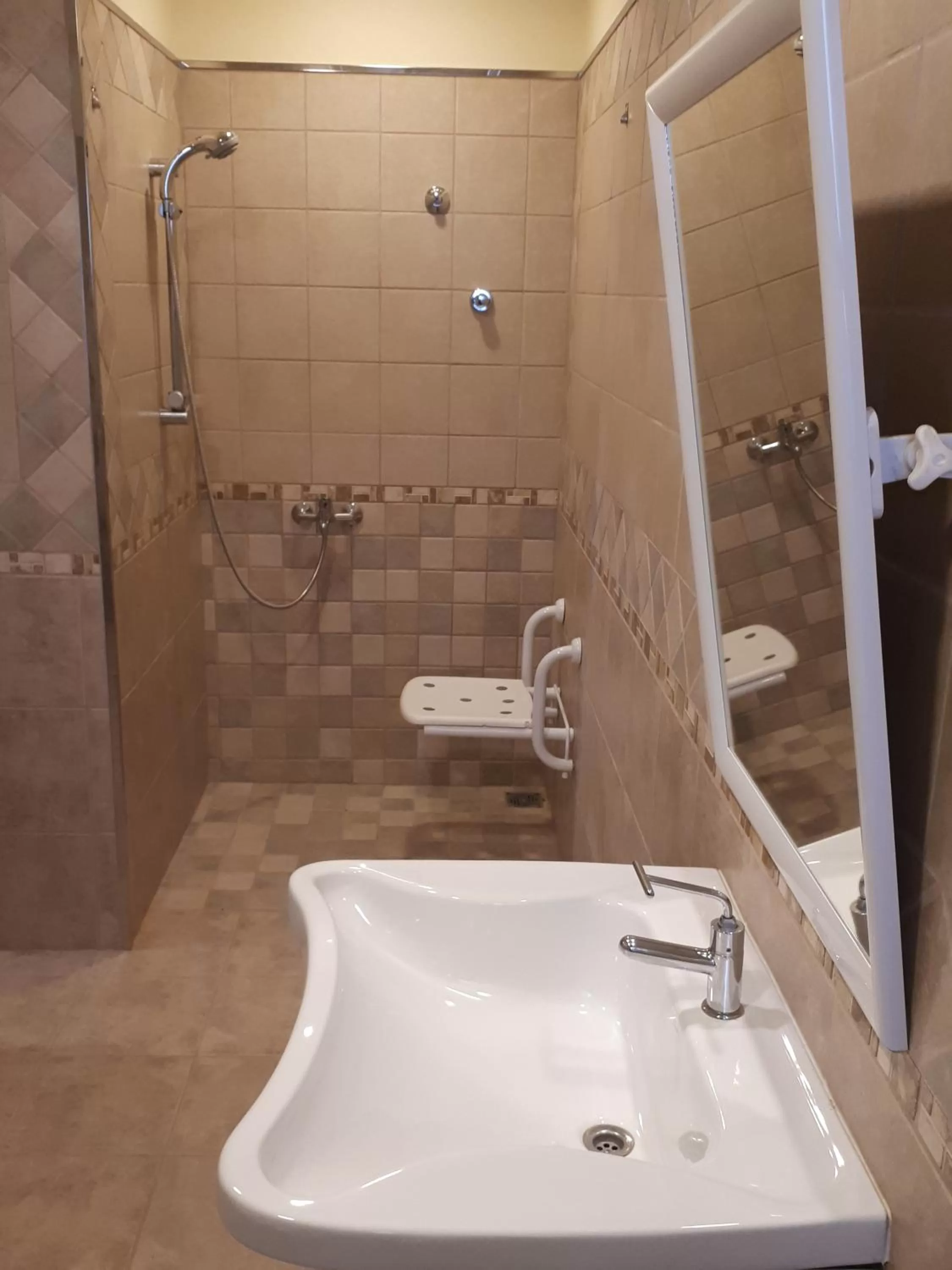 Bathroom in Balcones del Beagle Apart