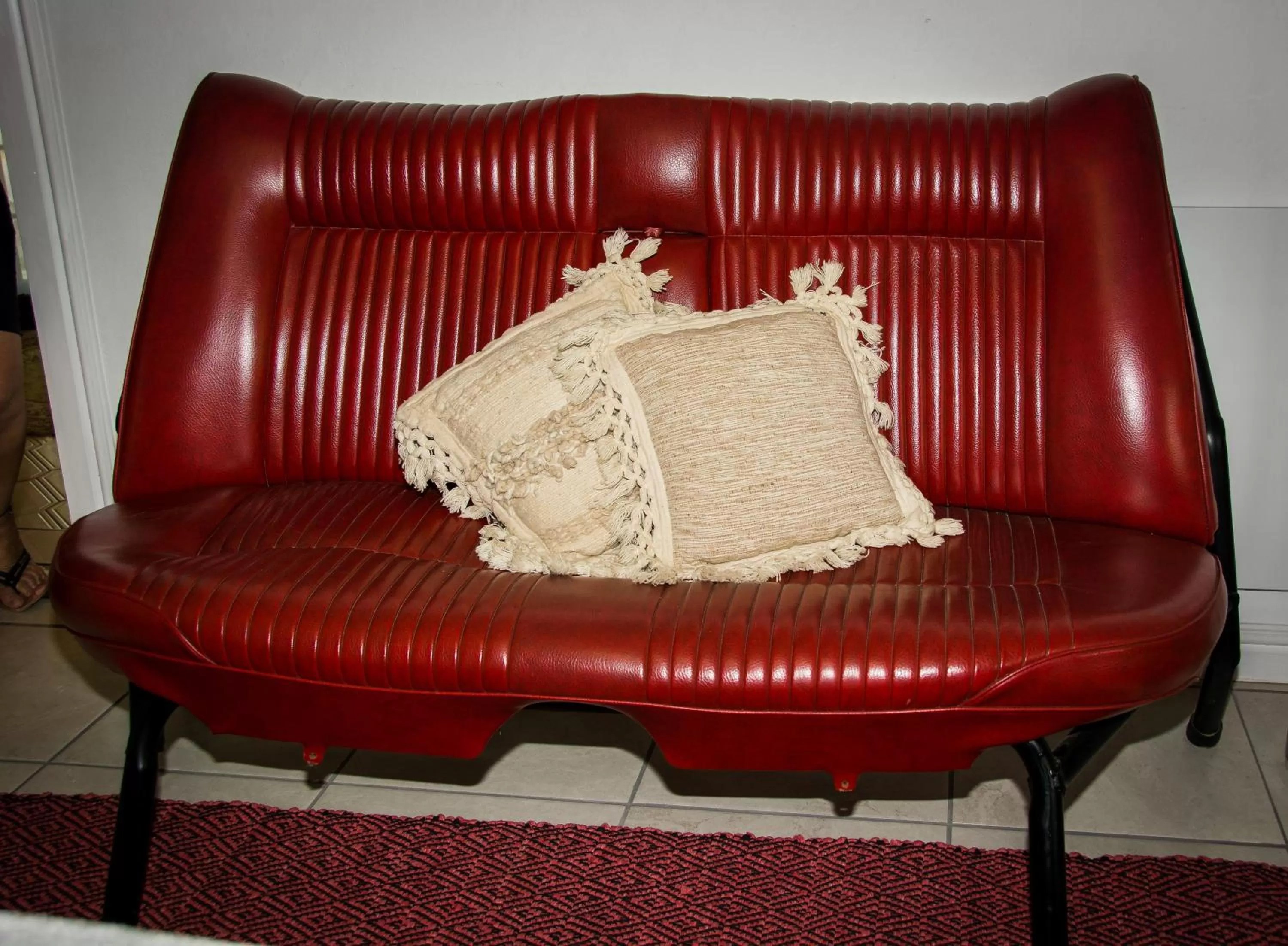 Living room, Bed in Aquaelberg Place