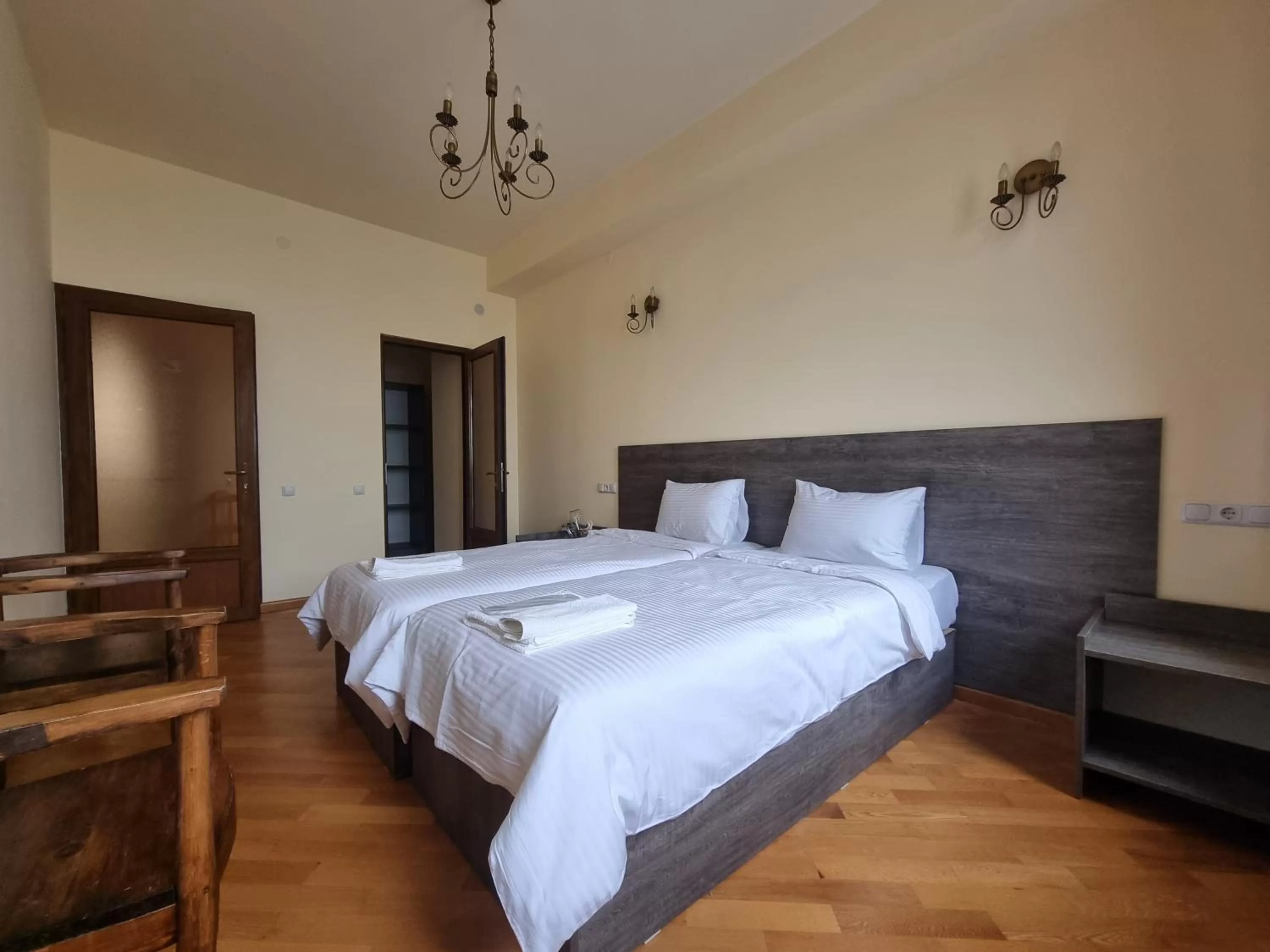 Bed in Vanatun Monastery Stay