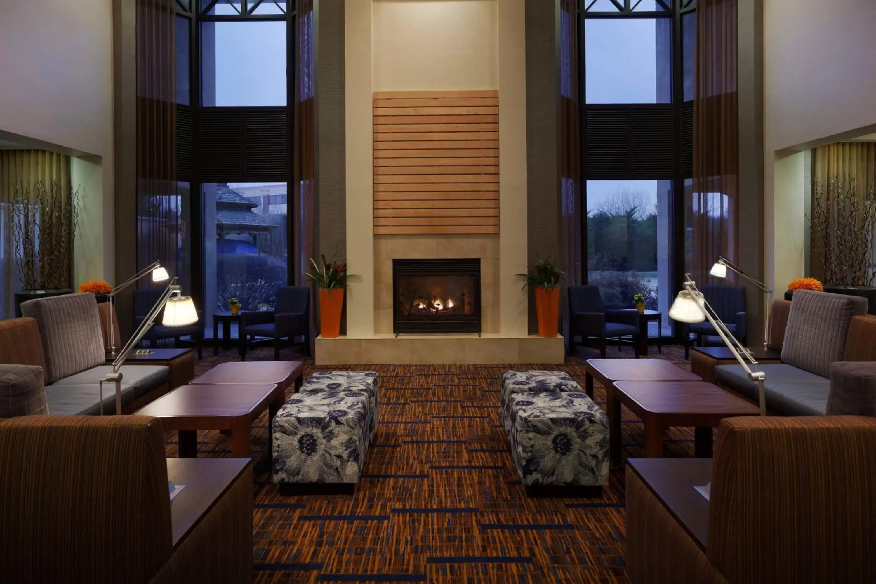 Courtyard Chicago St. Charles Courtyard Chicago St. Charles