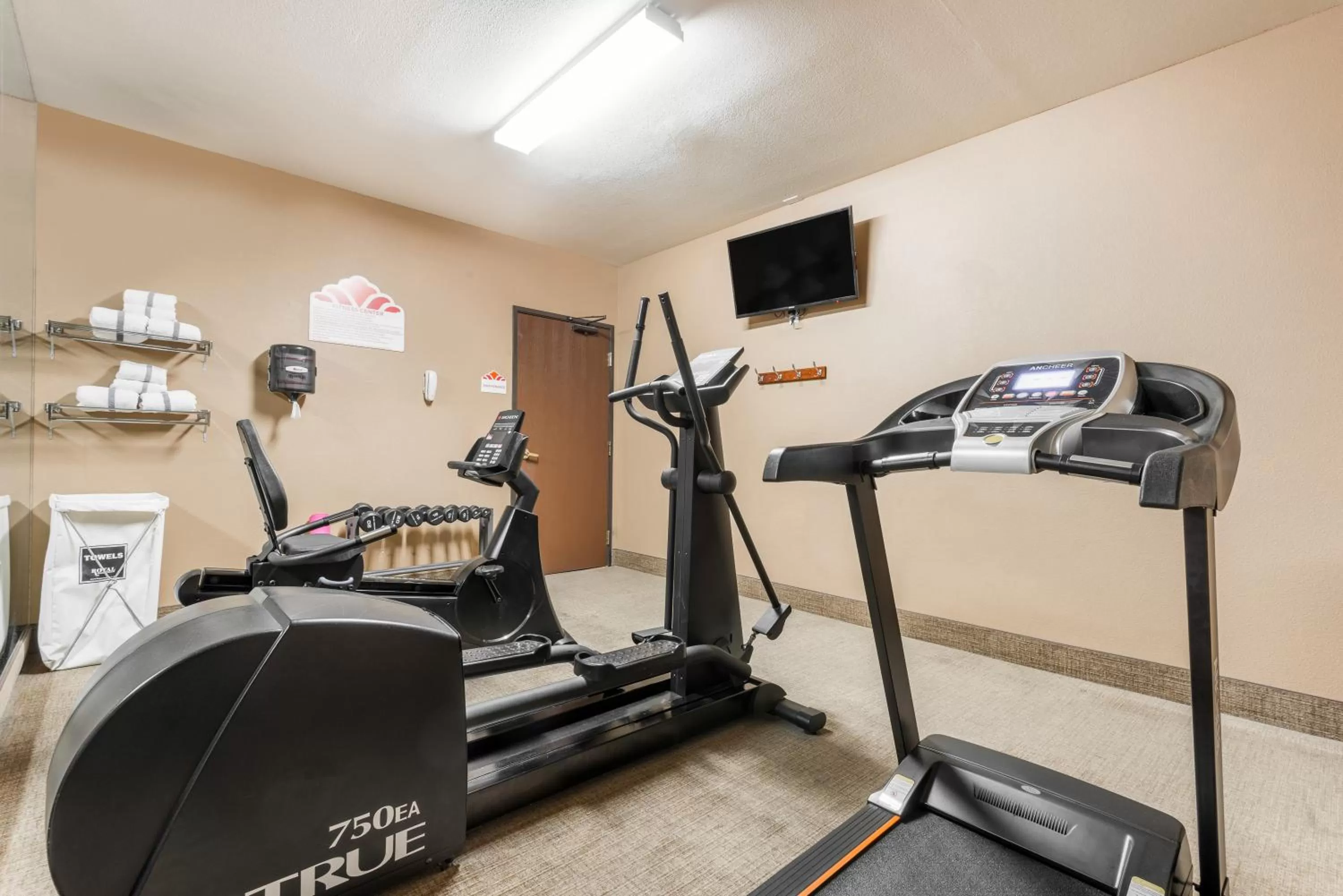 Fitness centre/facilities in Hawthorn Suites Las Vegas
