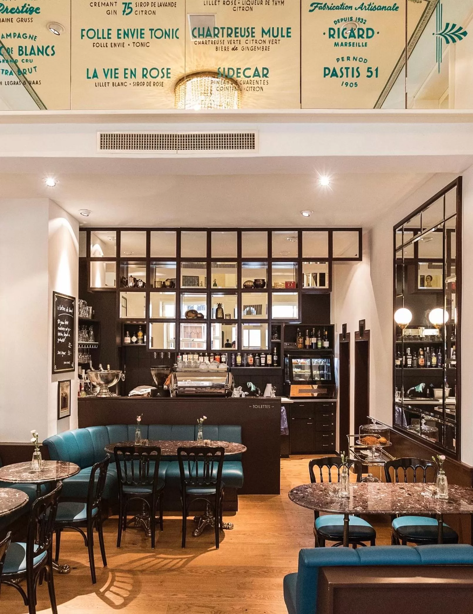 Restaurant/places to eat in Montmartre