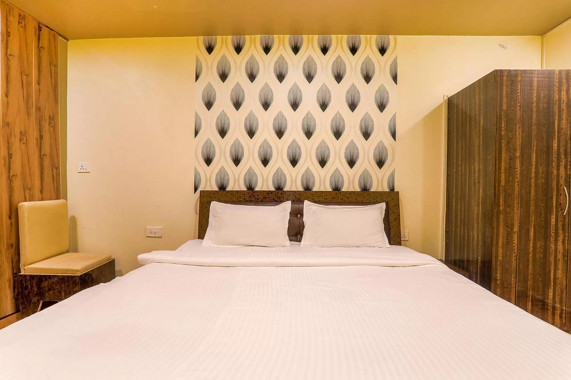 Bed in FabHotel GMC Grand