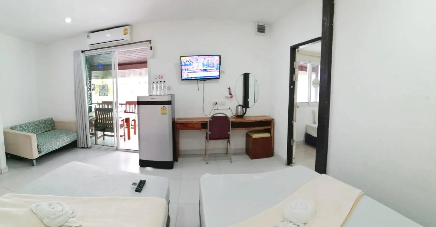 TV and multimedia, Bed in Baan Kaew Ruen Kwan