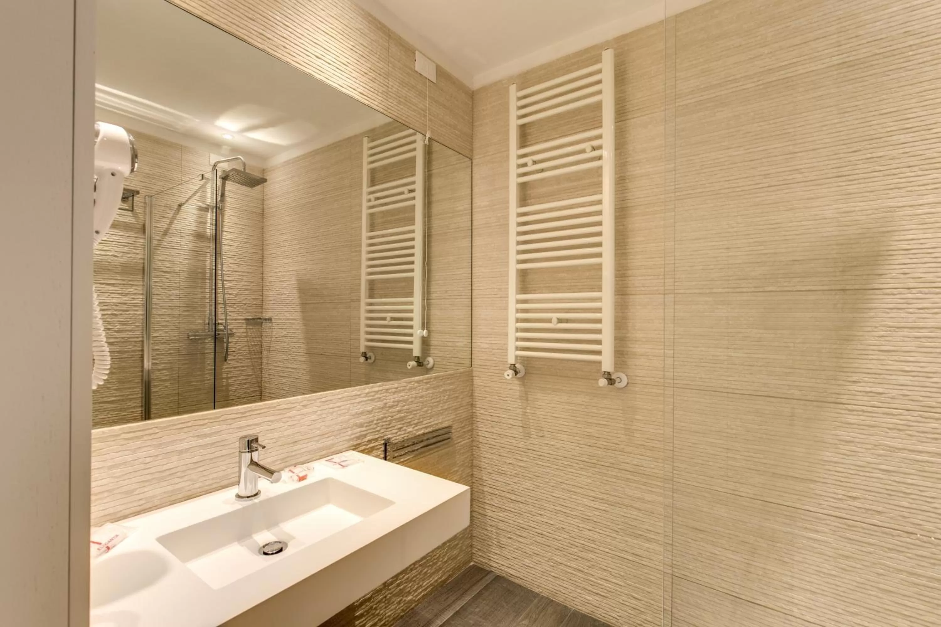 Bathroom in ECCE ROMA