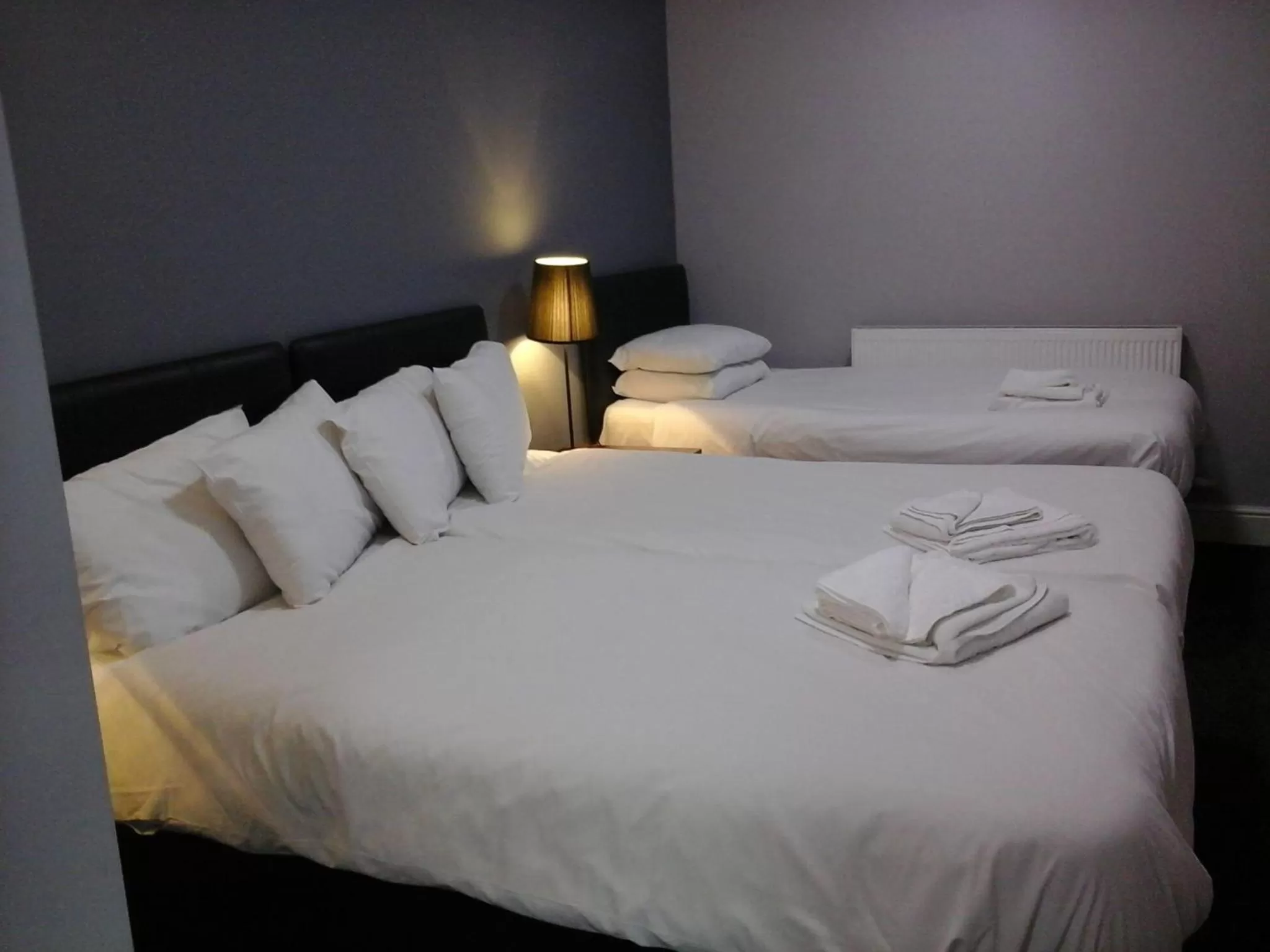 Bed in The Liverpool Inn Hotel