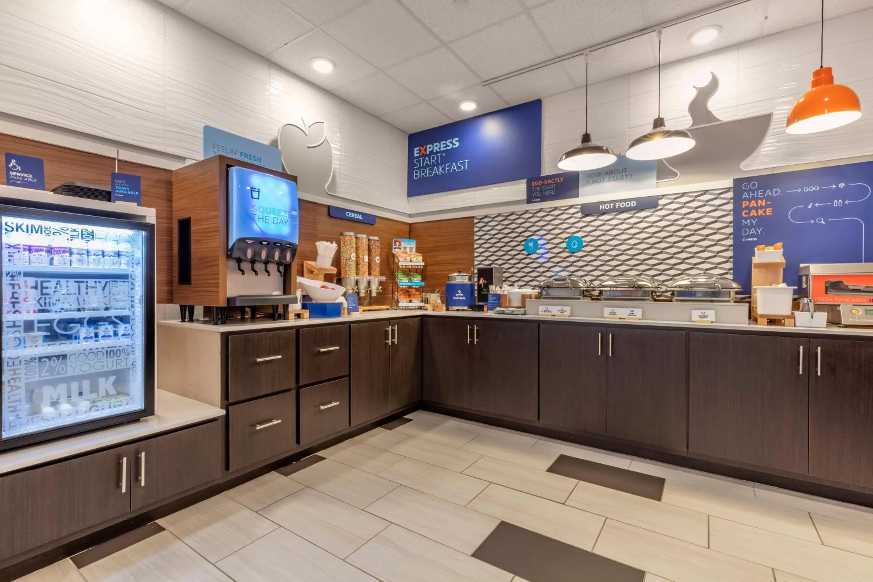 Breakfast in Holiday Inn Express Metropolis by IHG